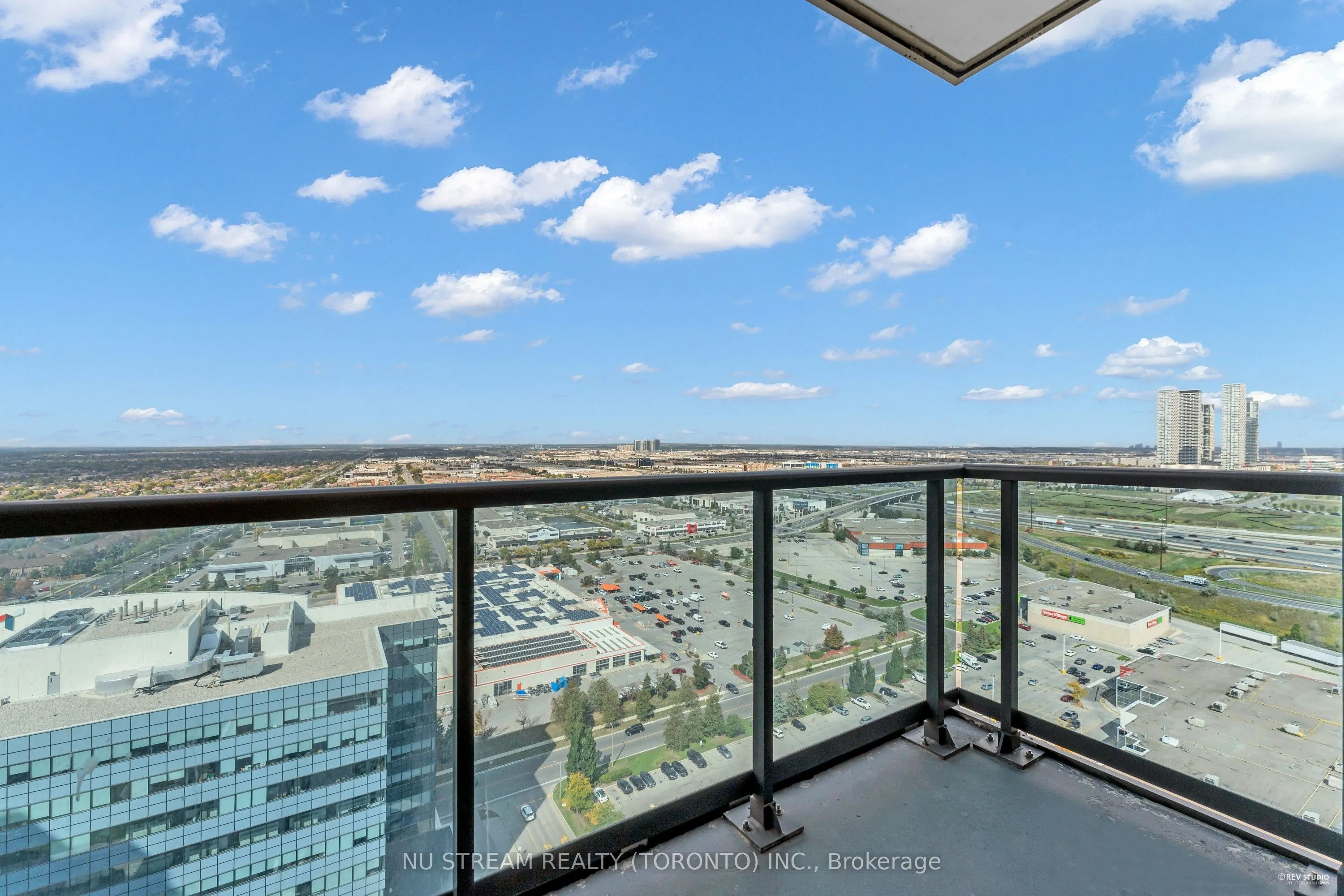 3600 Highway 7, #2505