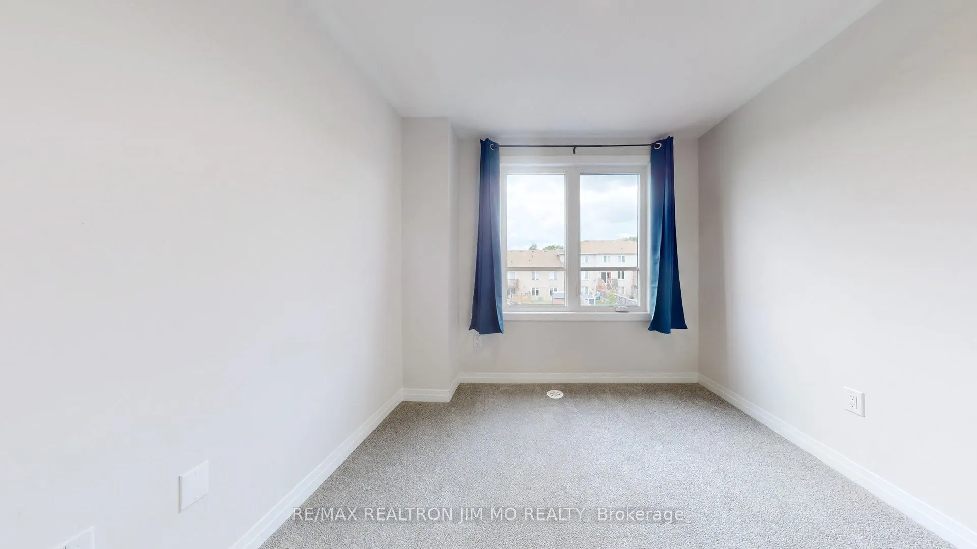 50 Baynes Way, #16
