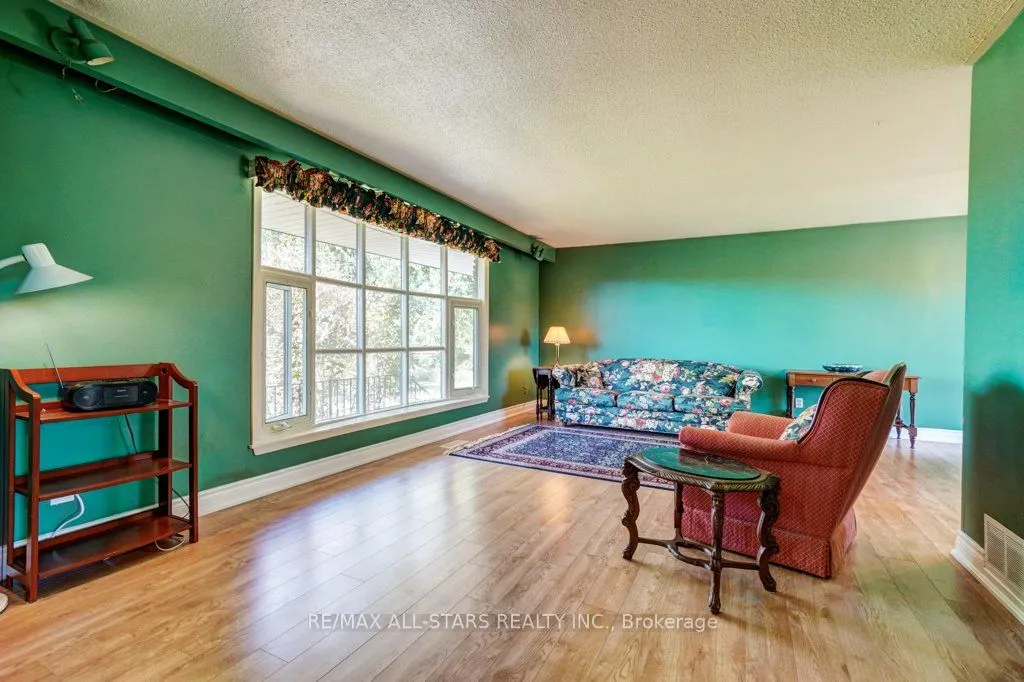7729 Third Concession
