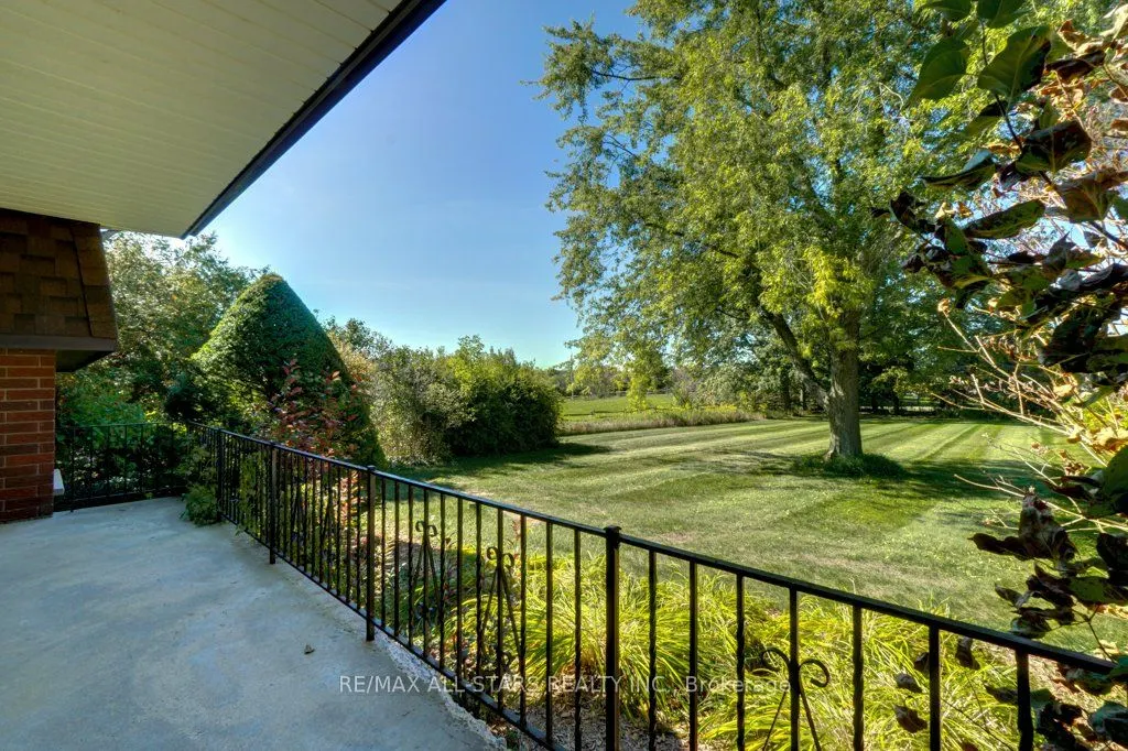 7729 Third Concession
