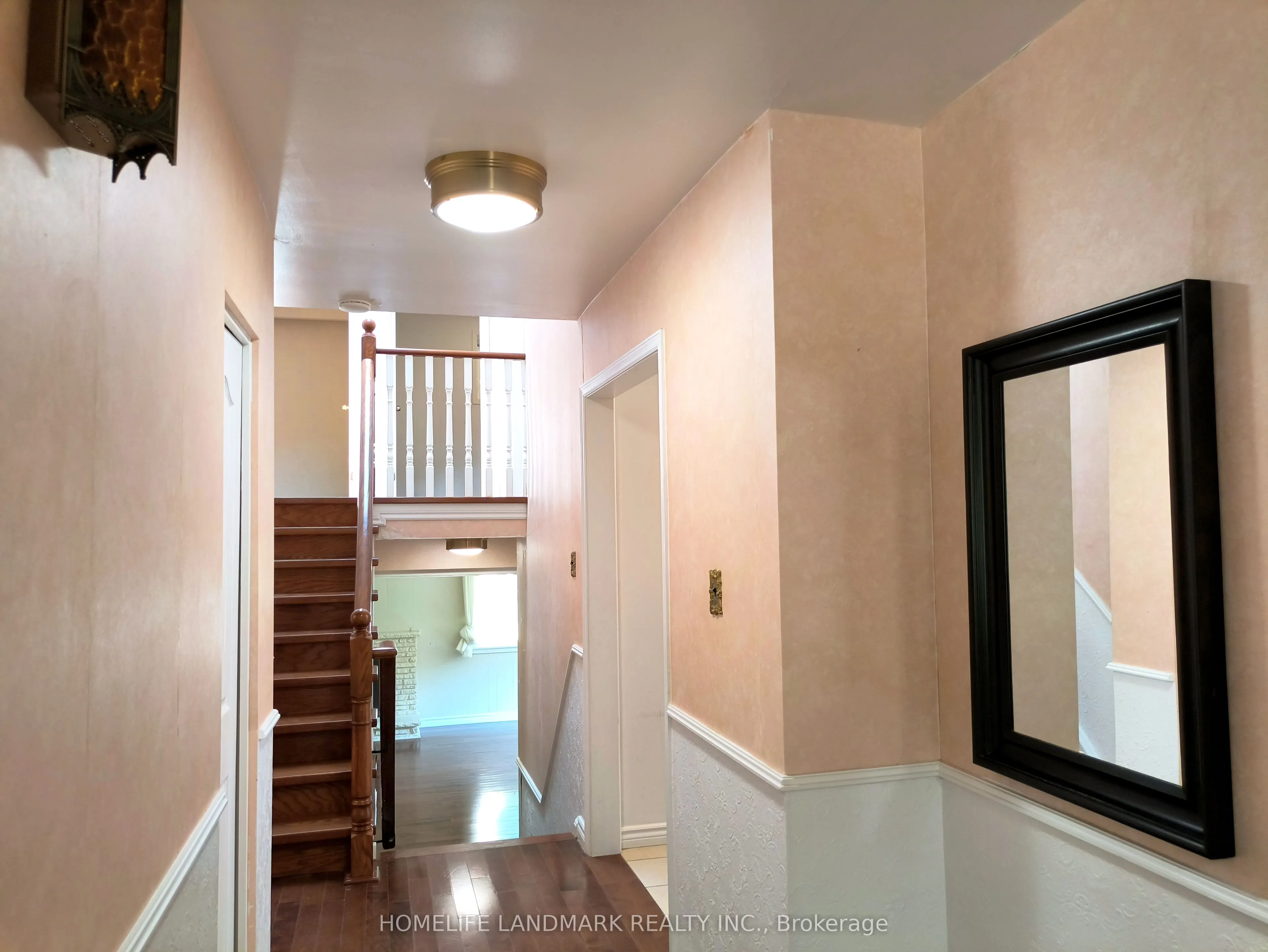 165 Fred Varley Drive