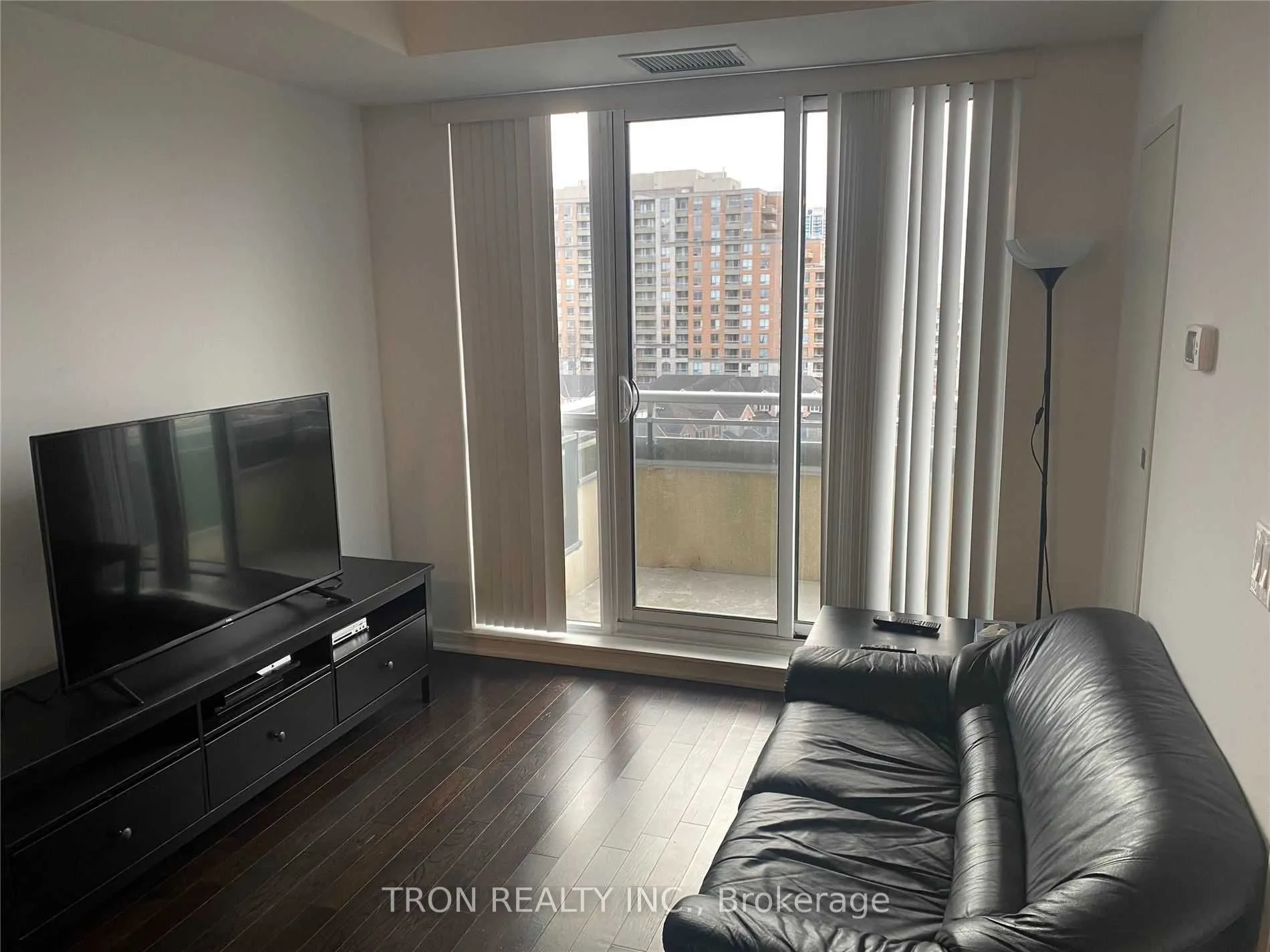 9199 Yonge Street, #703