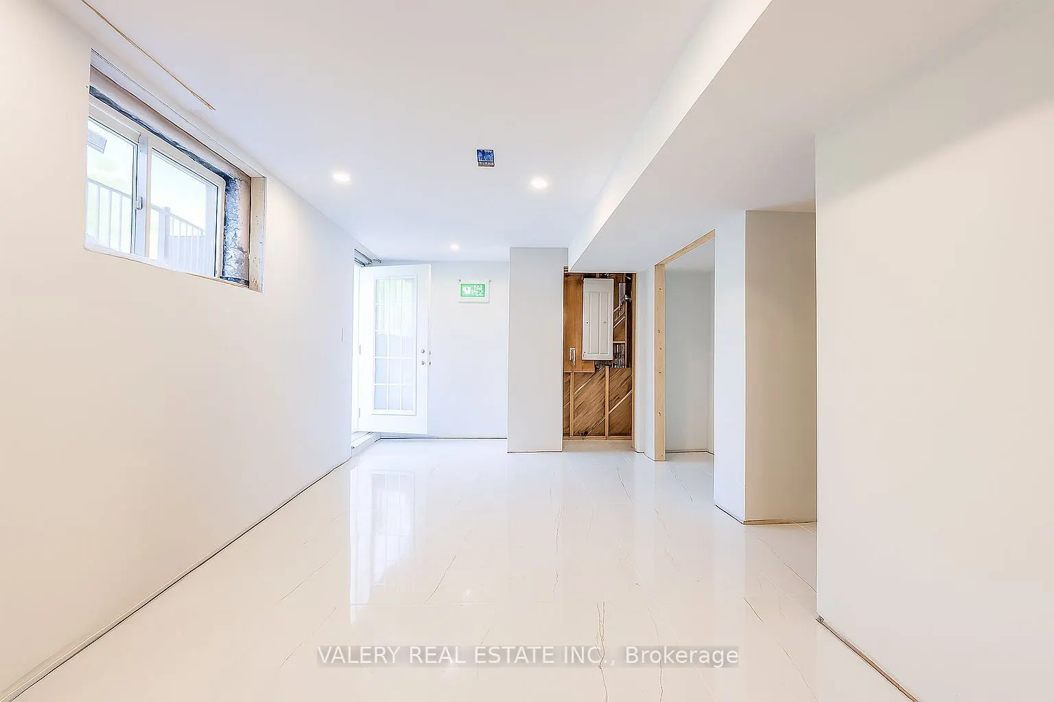 1038 Hardy Way, #Lower