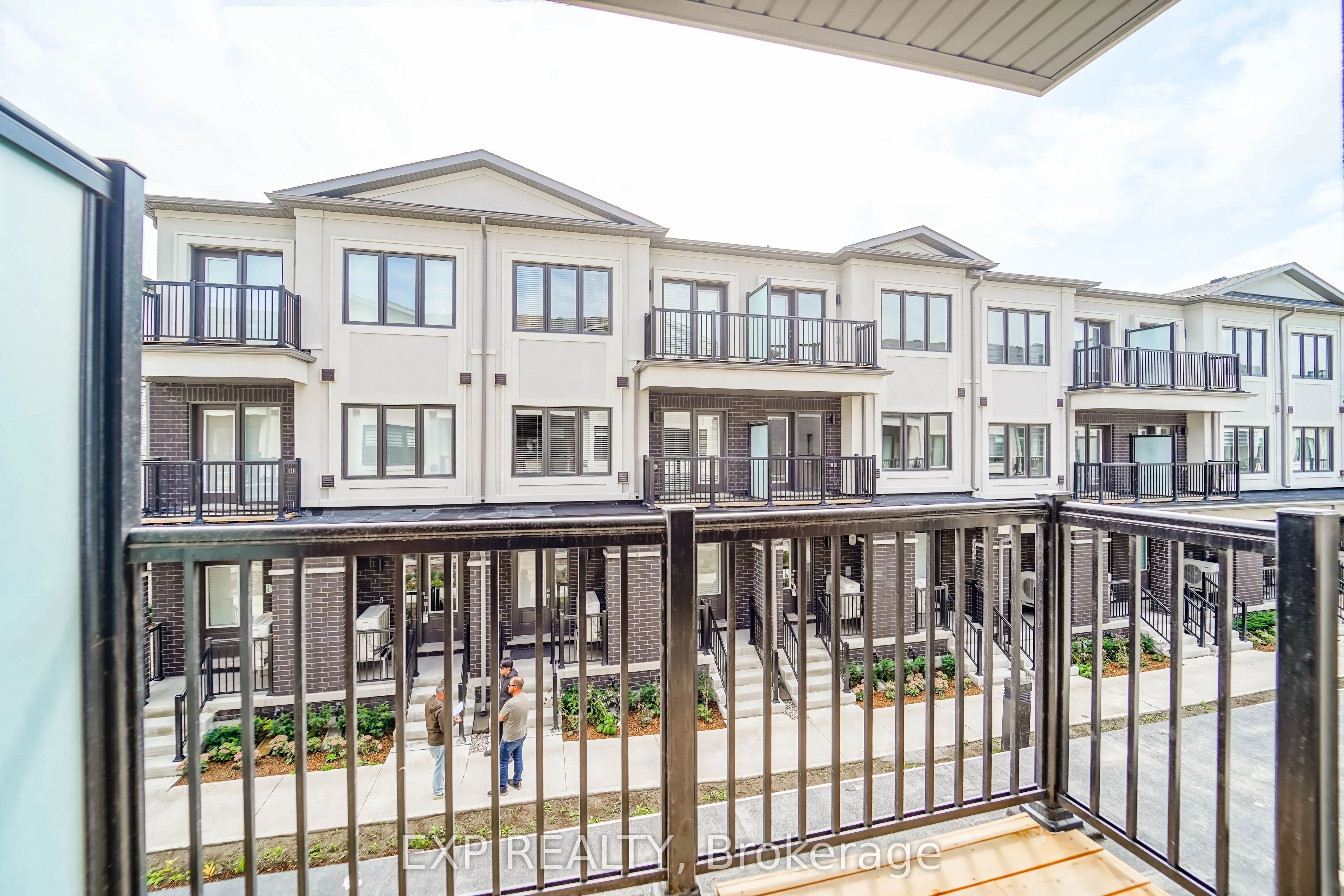93 Matawin Lane, #93