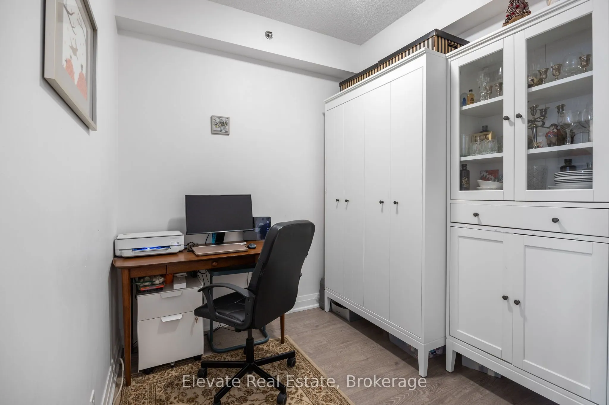 520 Steeles Avenue W, #314
