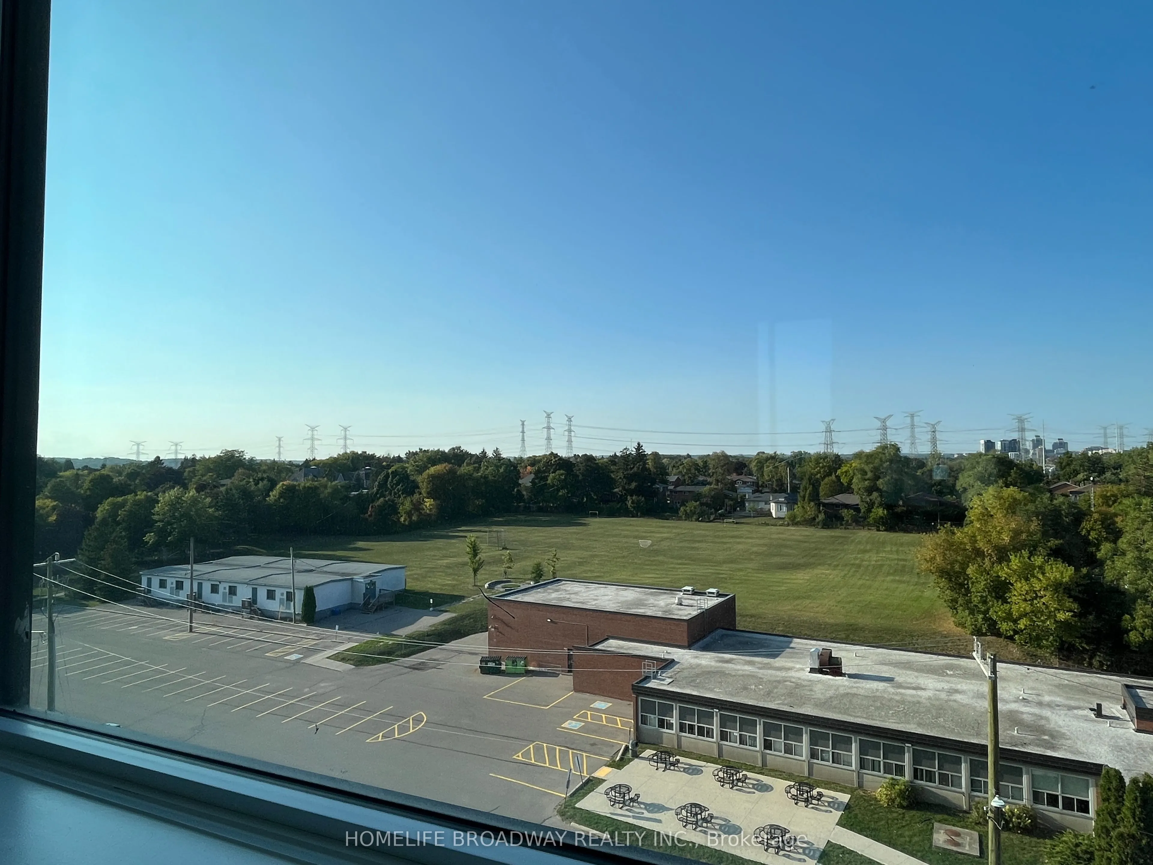 8188 Yonge Street, #706