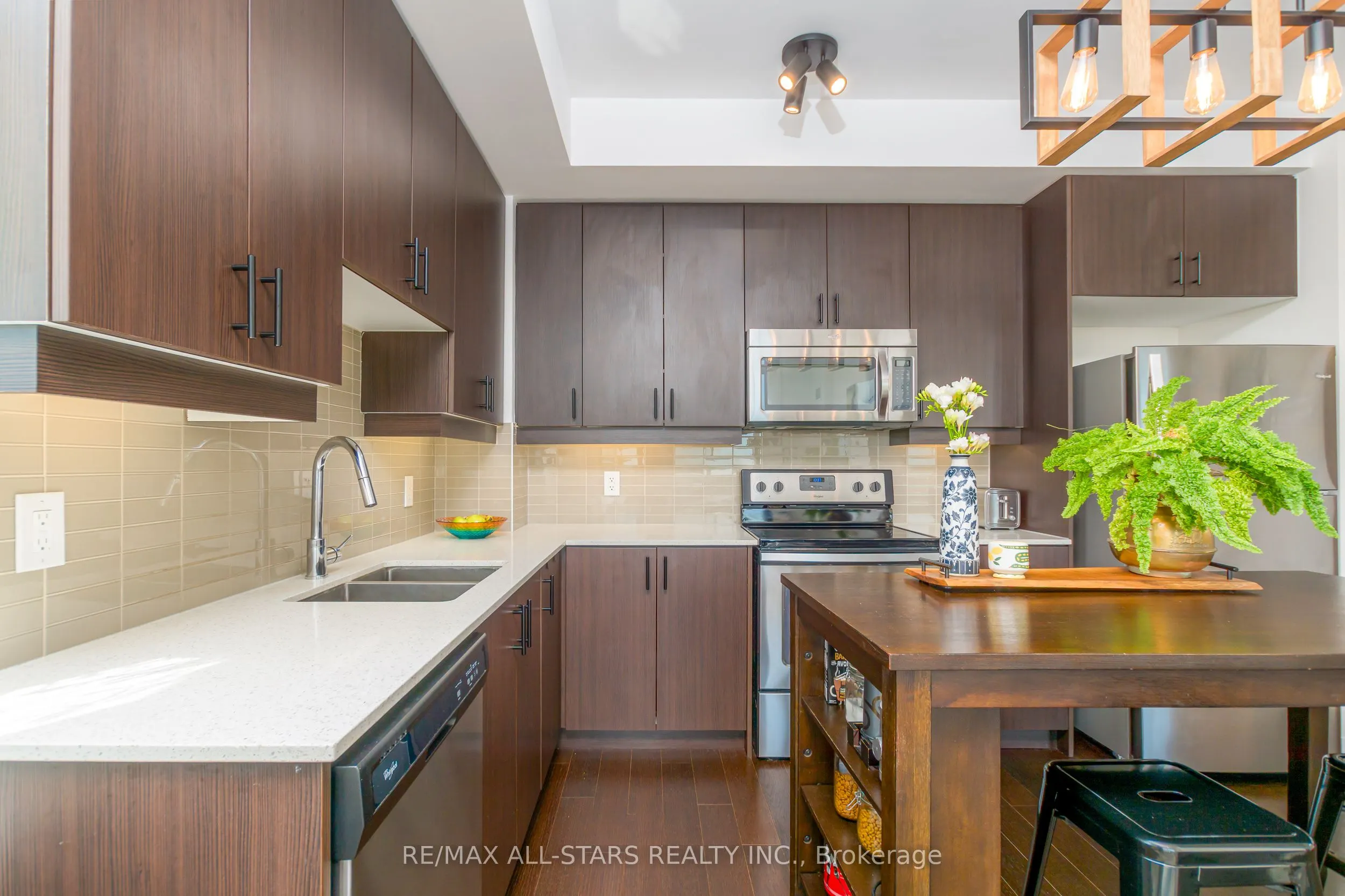 9582 Markham Road, #911