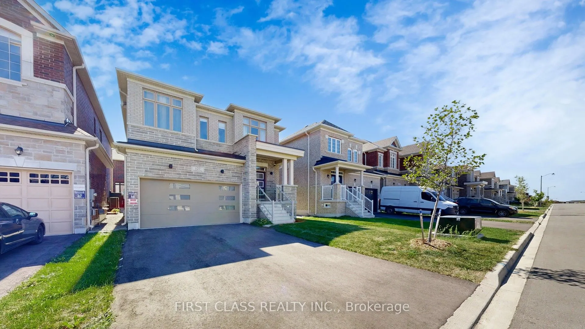 127 Fallharvest Way
