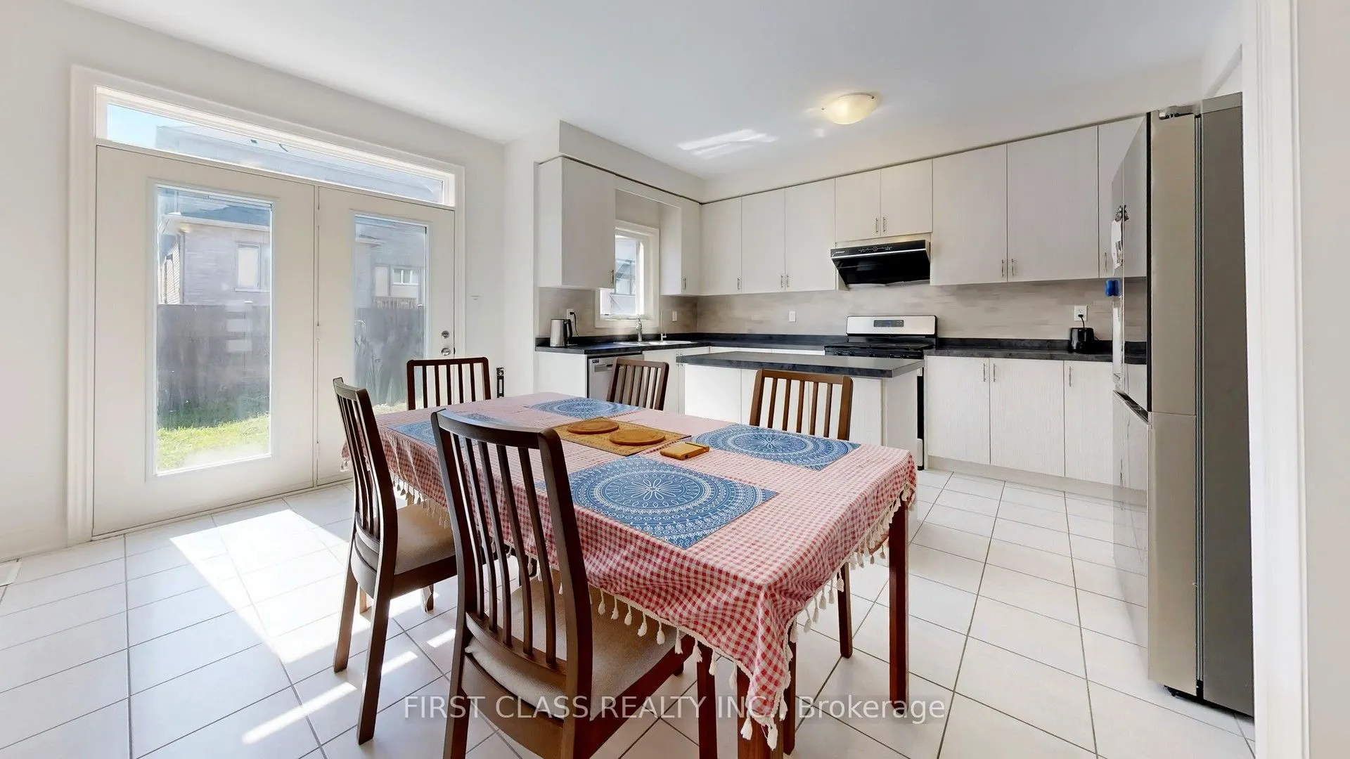 127 Fallharvest Way