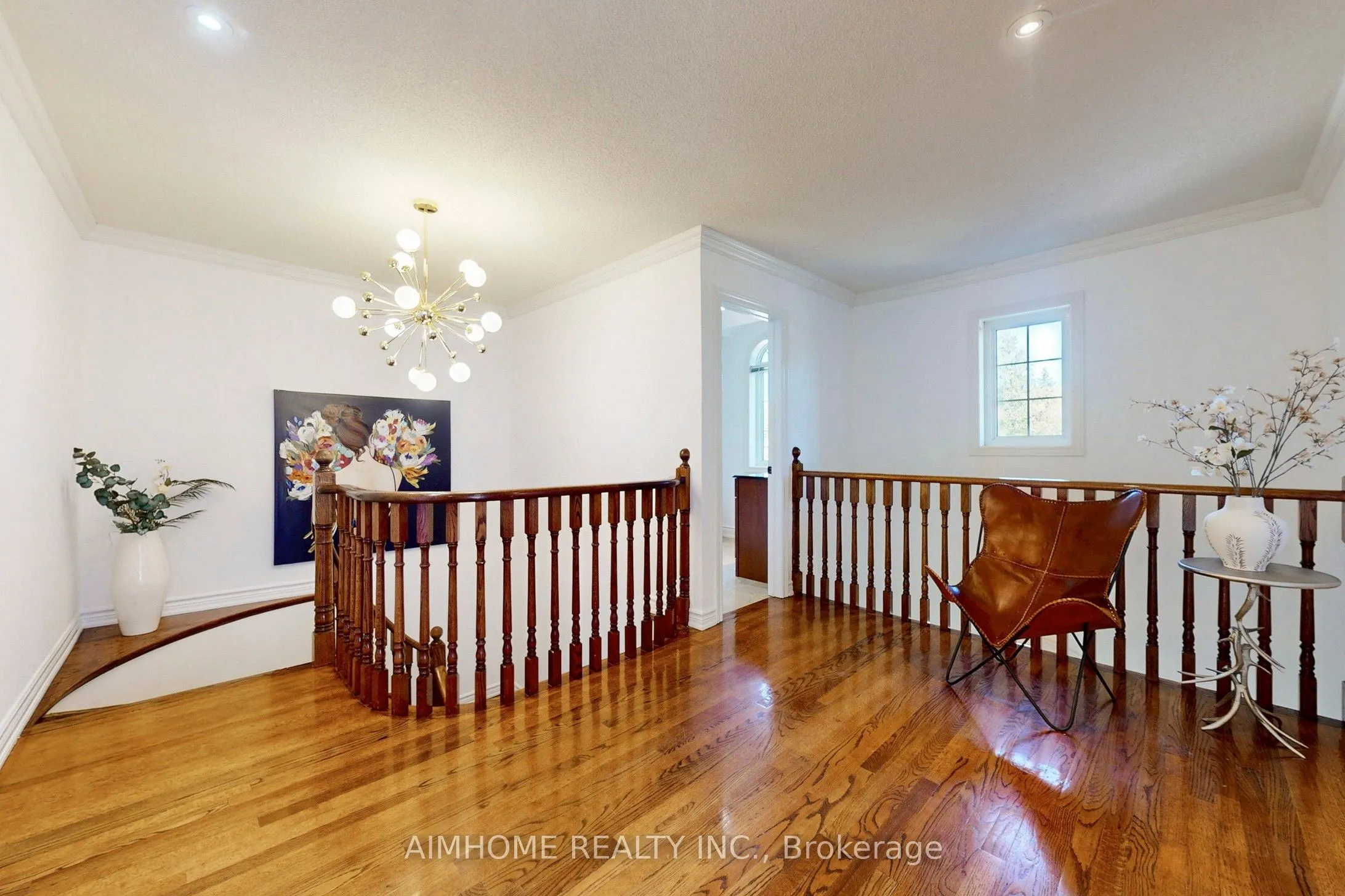 812 Foxcroft Boulevard