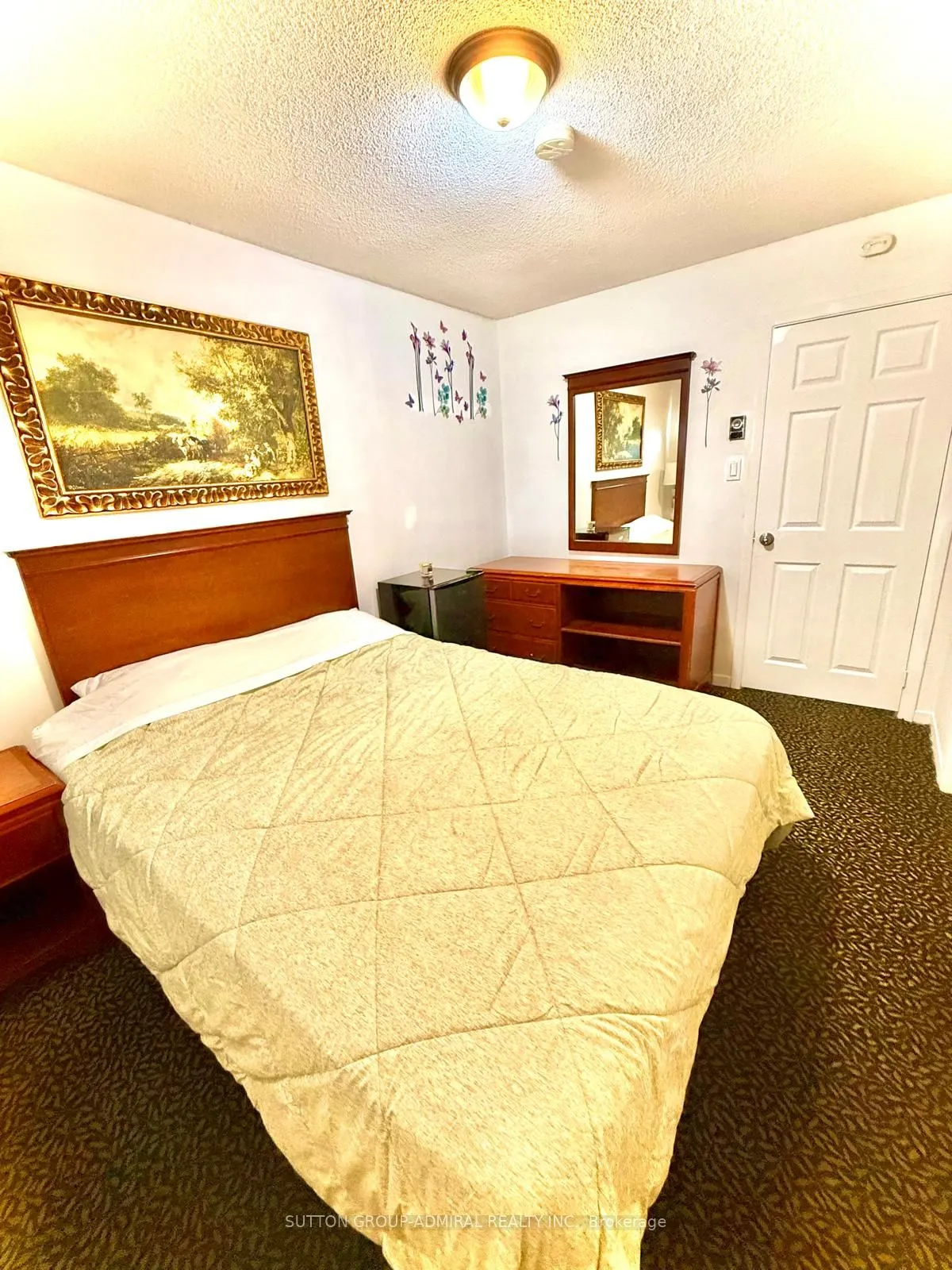 11610 Yonge Street E, #1