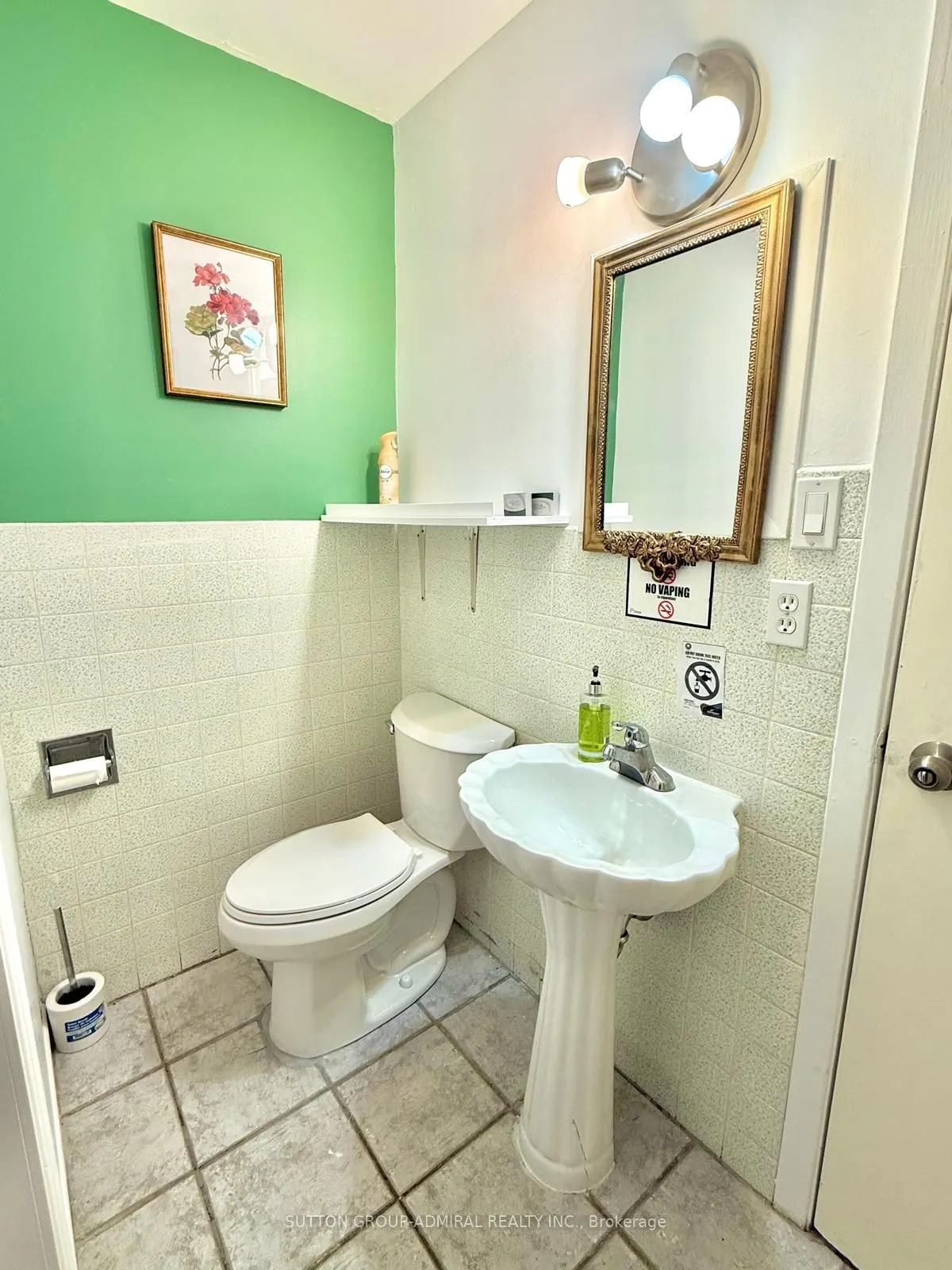 11610 Yonge Street E, #1