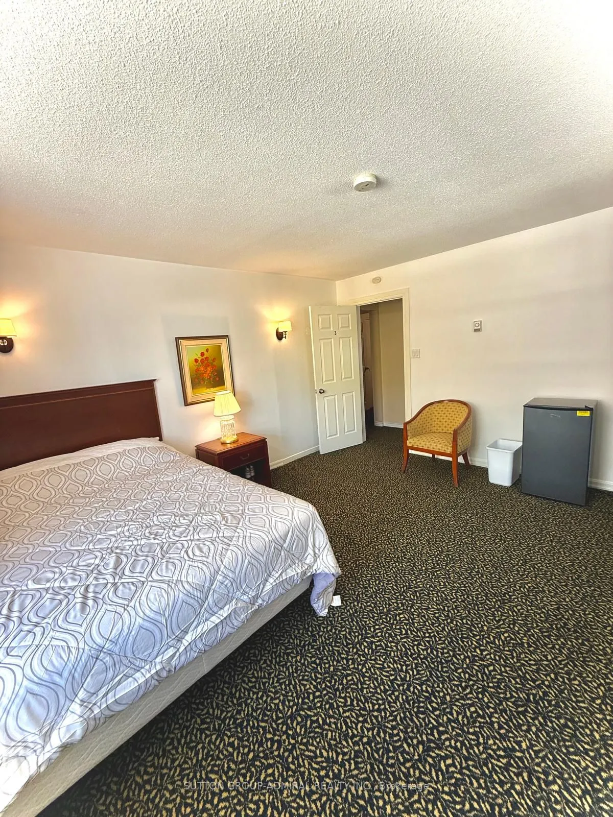 11610 Yonge Street E, #1
