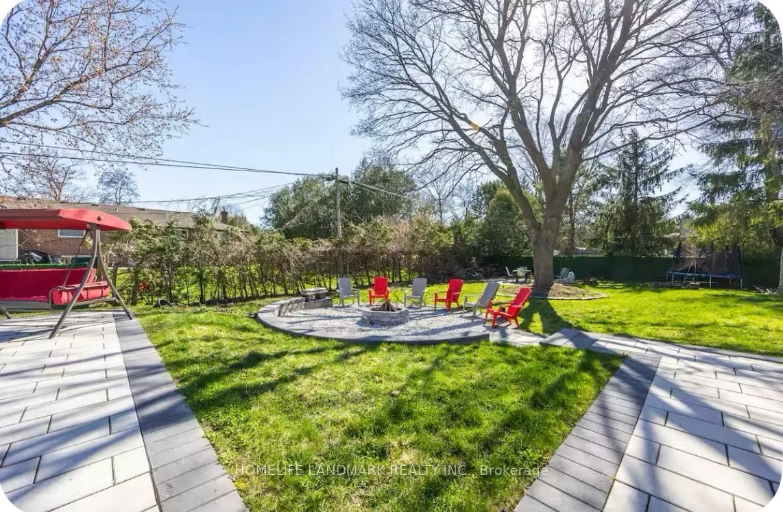 1739 Mount Albert Road