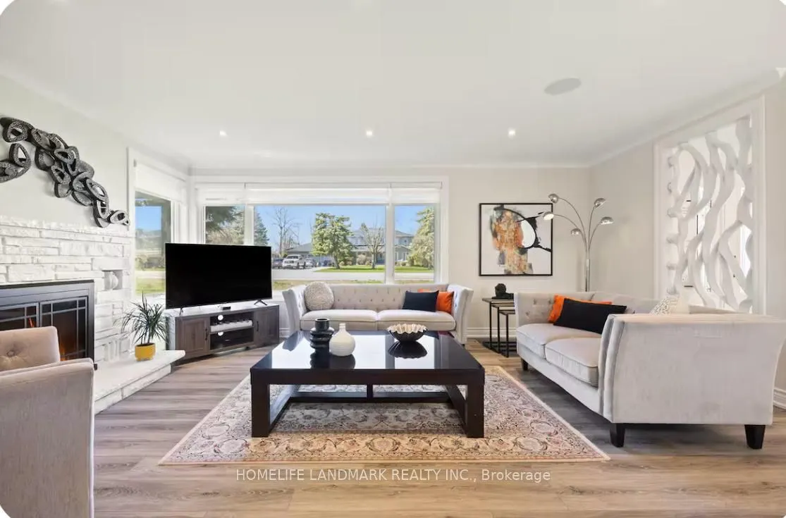 1739 Mount Albert Road