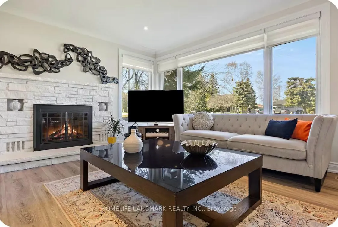 1739 Mount Albert Road