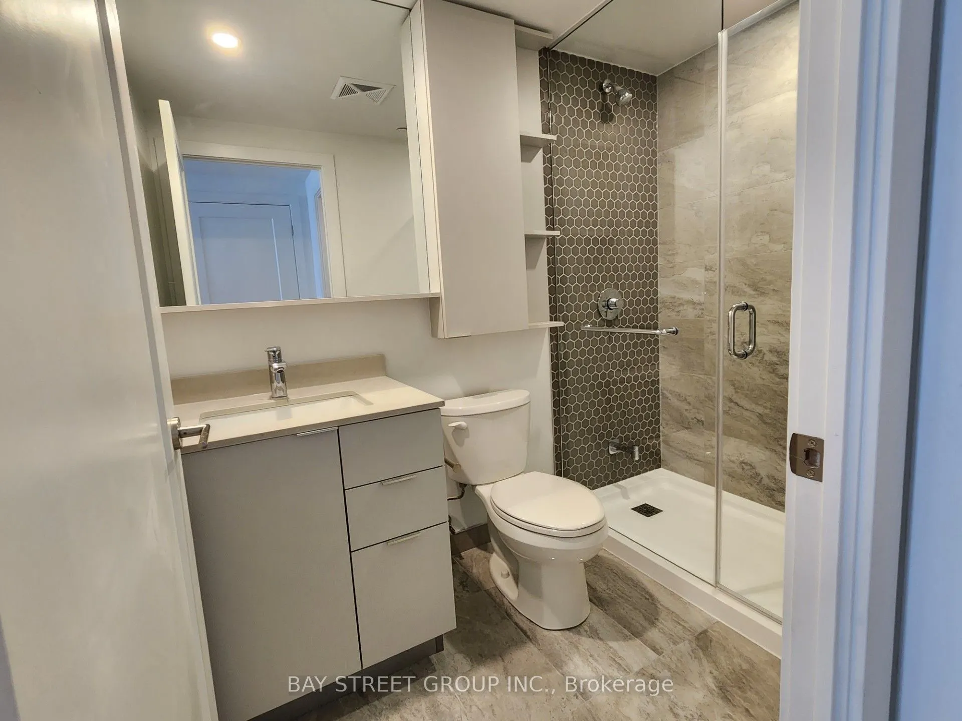 8 Cedarland Drive, #802