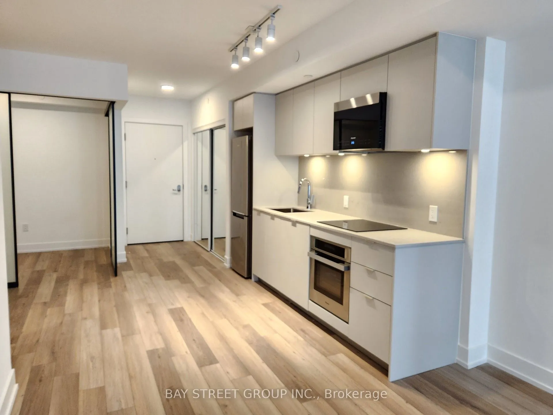 8 Cedarland Drive, #802