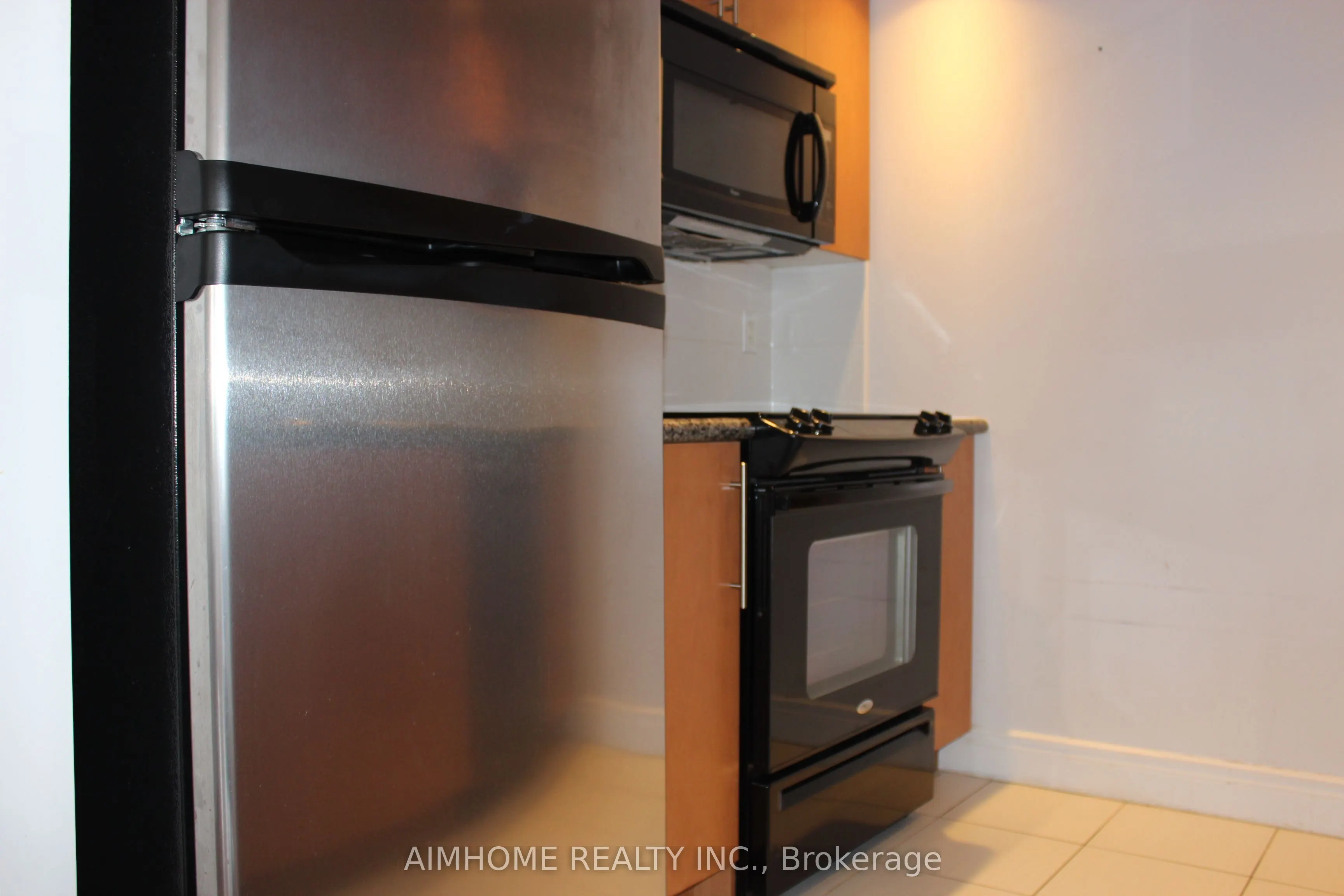 23 Cox Boulevard, #1558