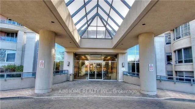 23 Cox Boulevard, #1558