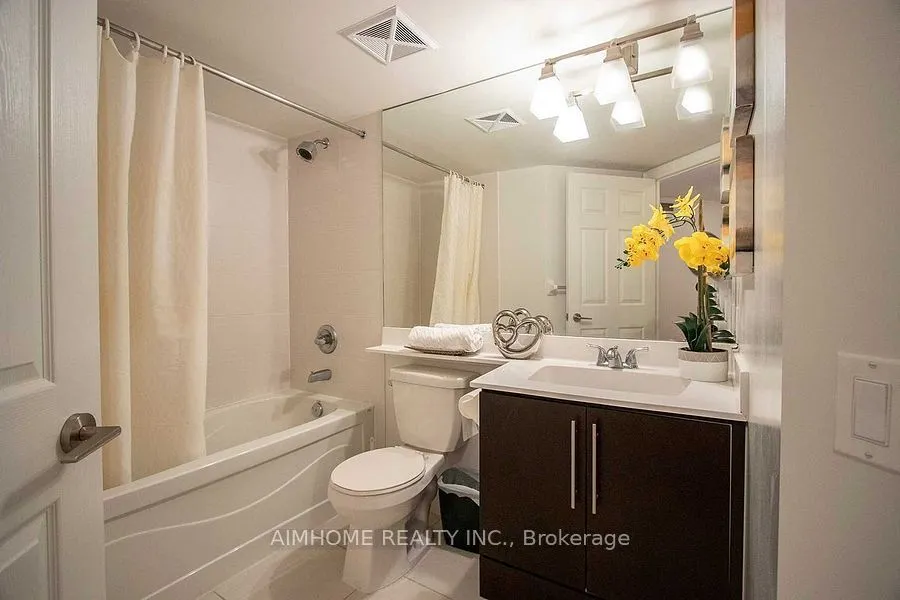 23 Cox Boulevard, #1558