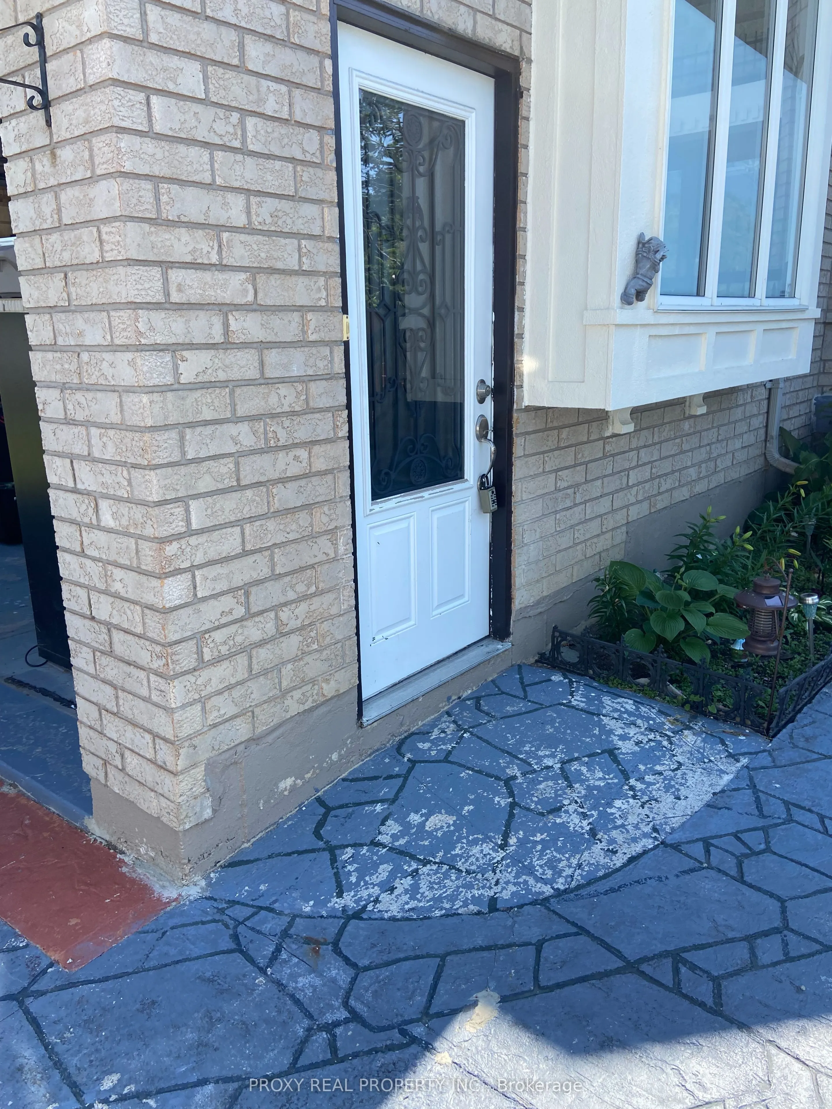 50 Verona Court, #Lower Level