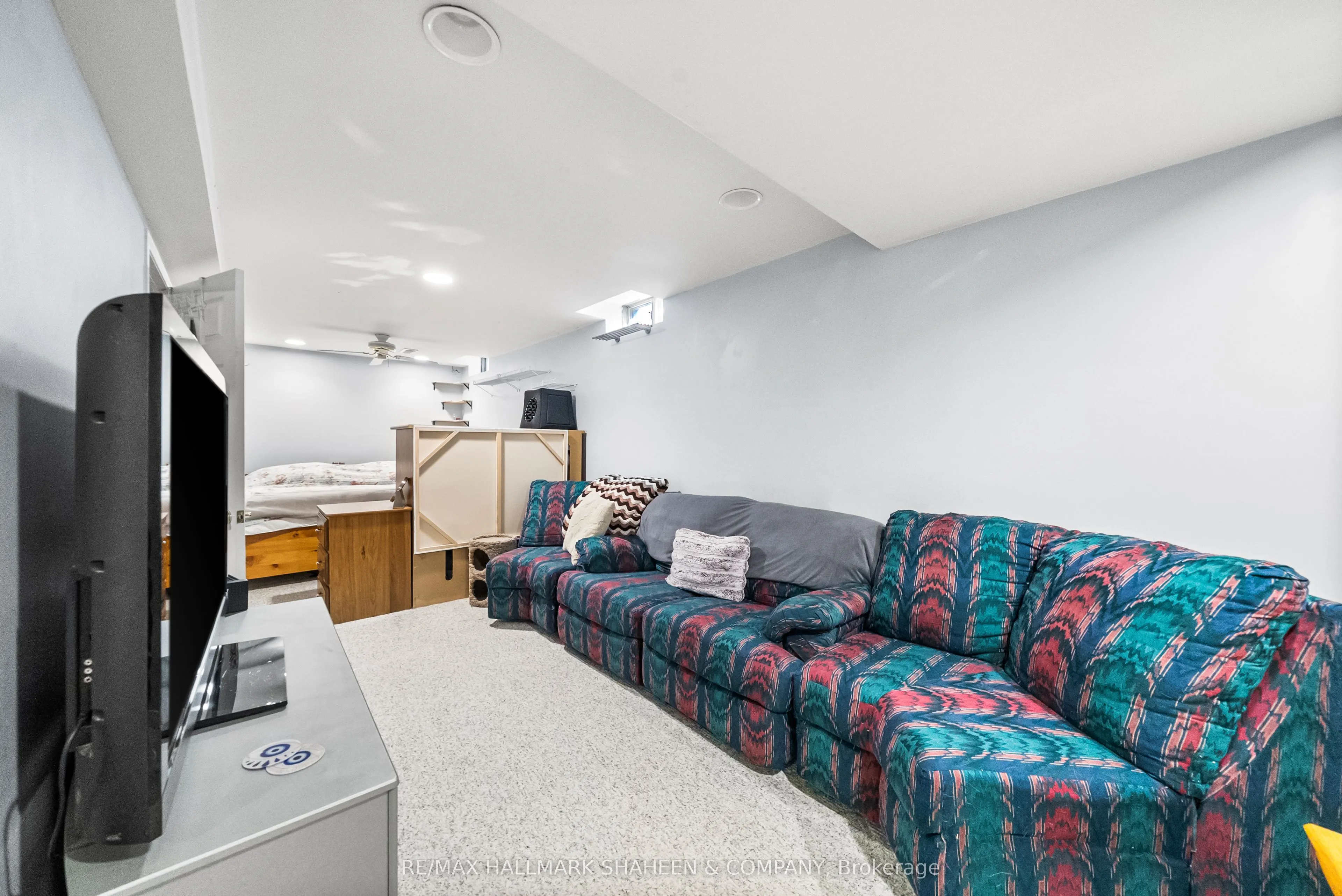 493 Blackstock Road
