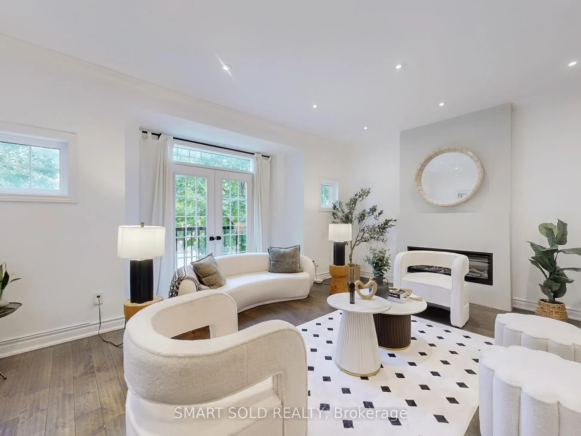 30 Crispin Court