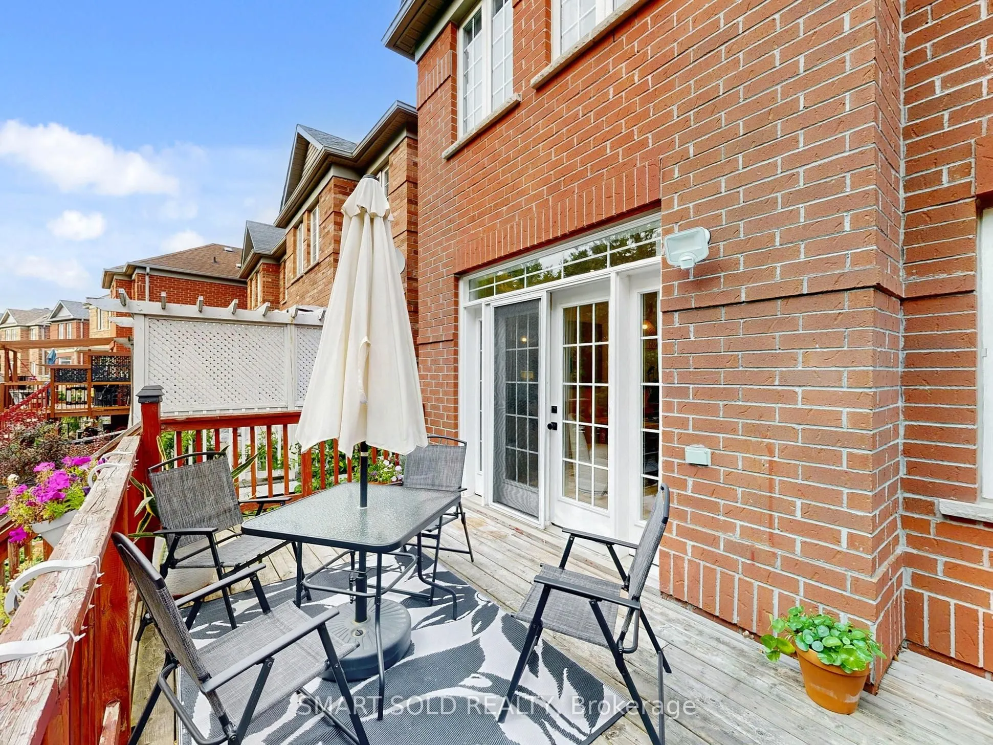 30 Crispin Court