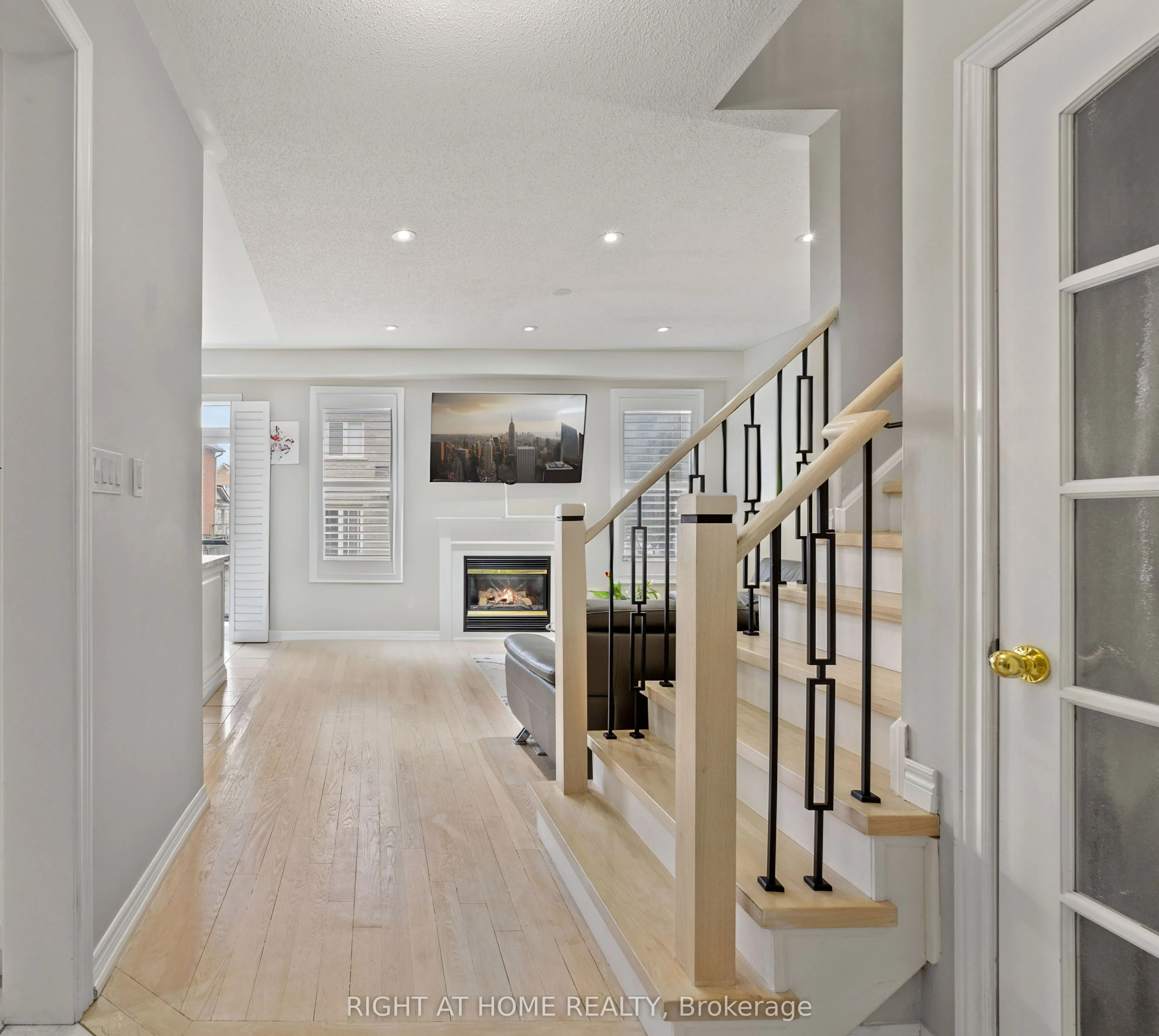 63 Chelton Drive