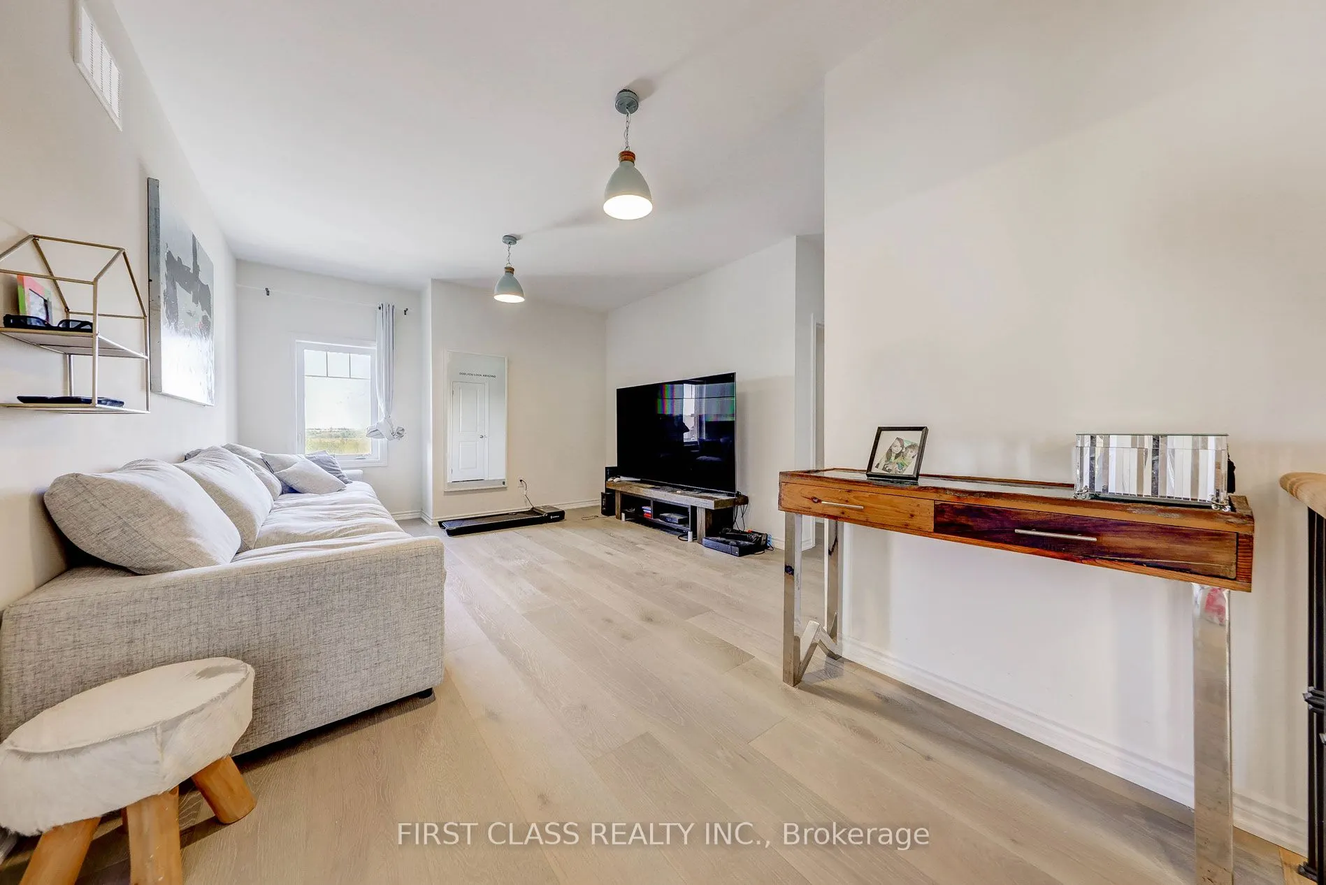 7 Cranley Road