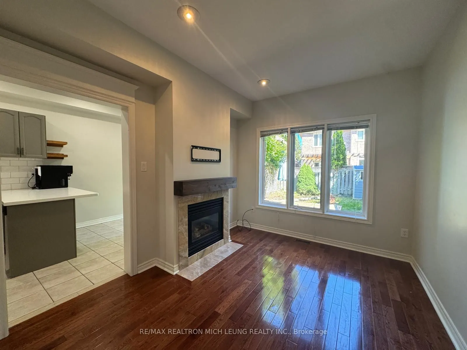 138 Denise Circle