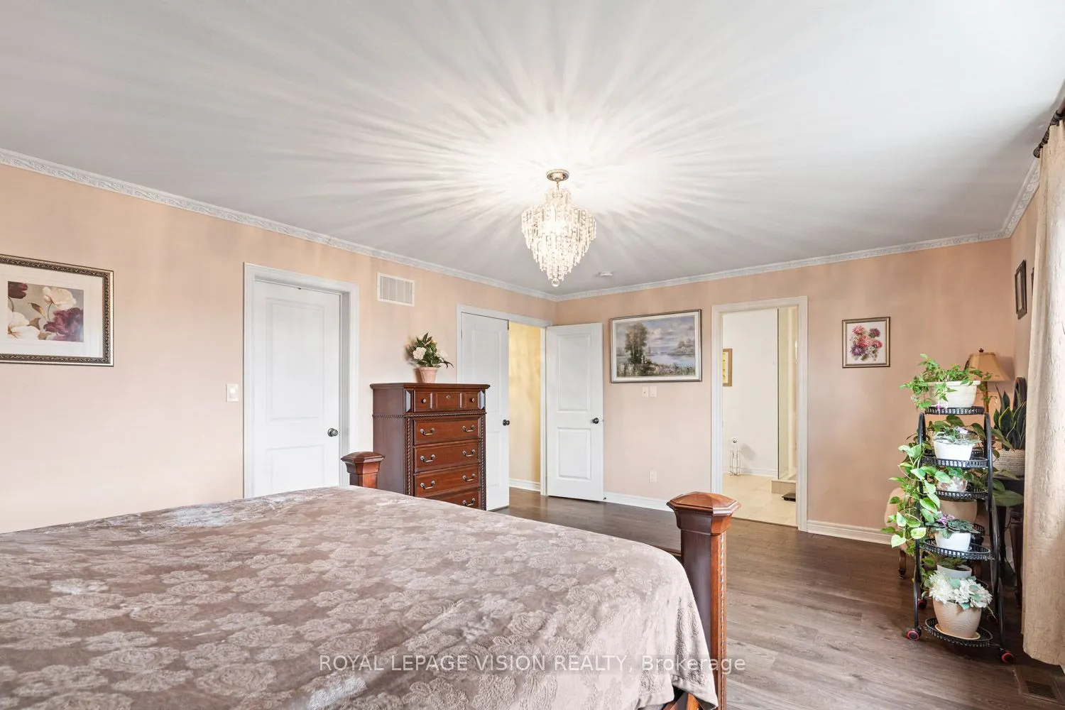 41 Treetops Boulevard