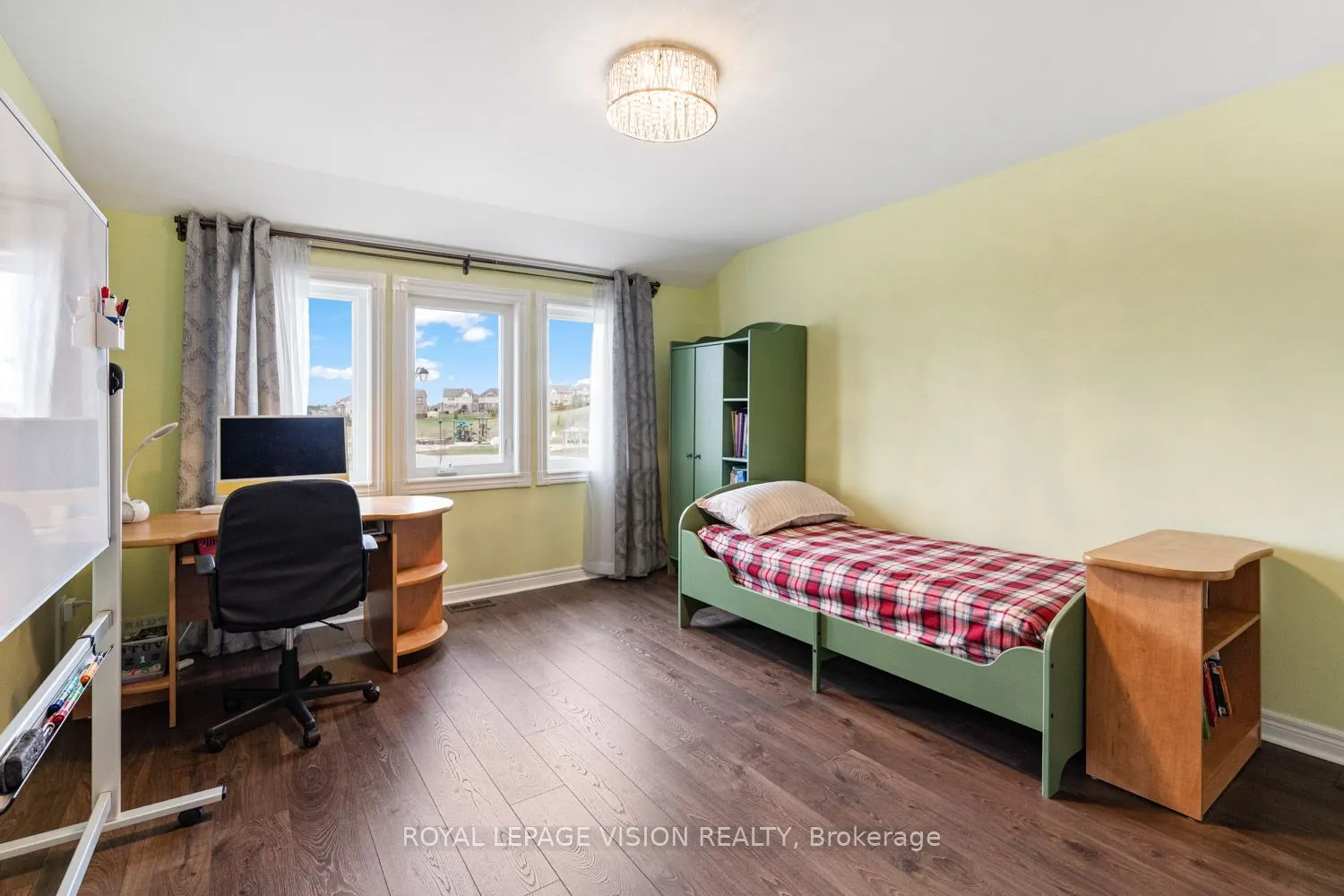 41 Treetops Boulevard