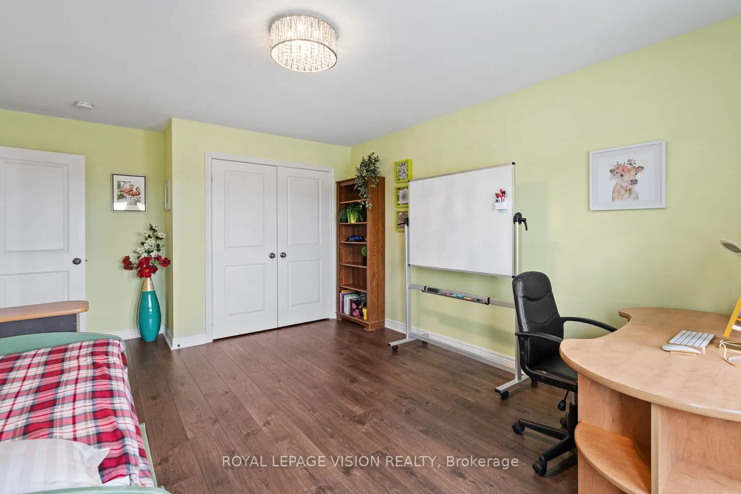 41 Treetops Boulevard