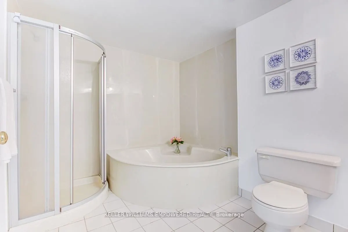 20 Harding Boulevard W, #707