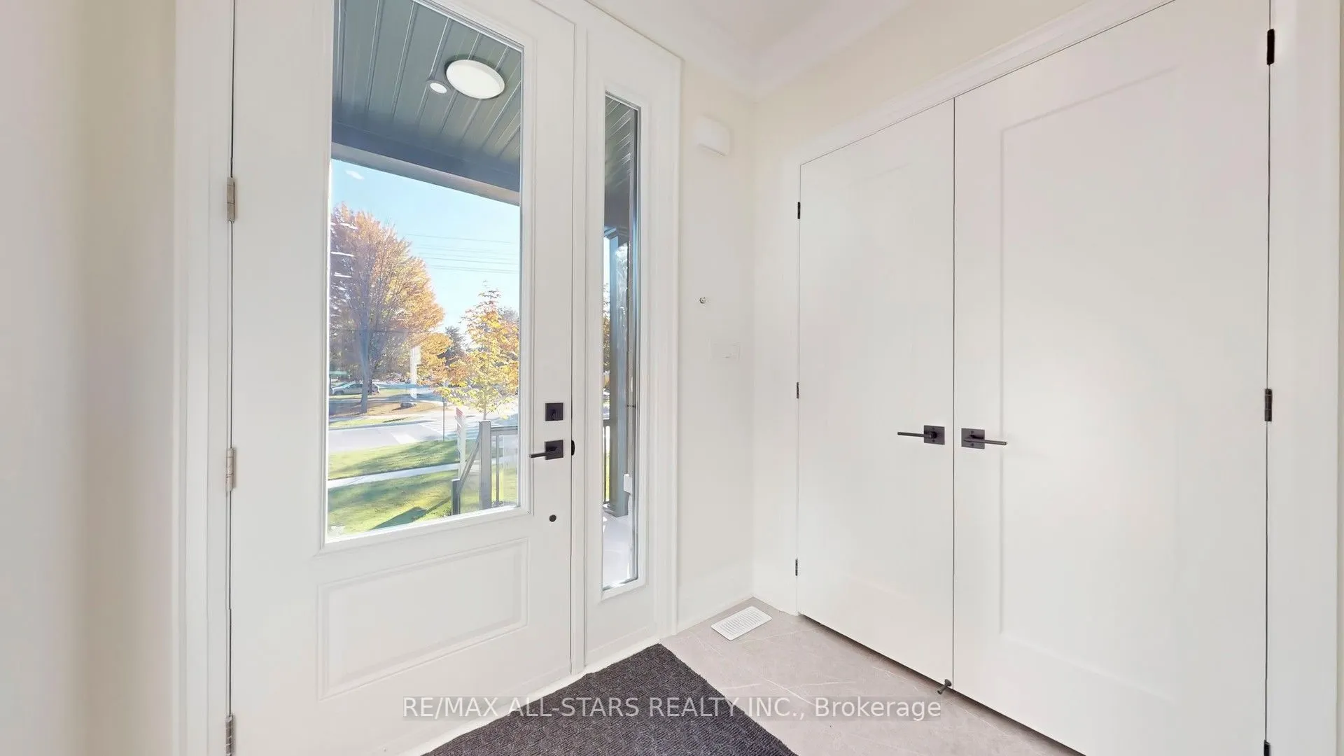 50 Third Avenue S