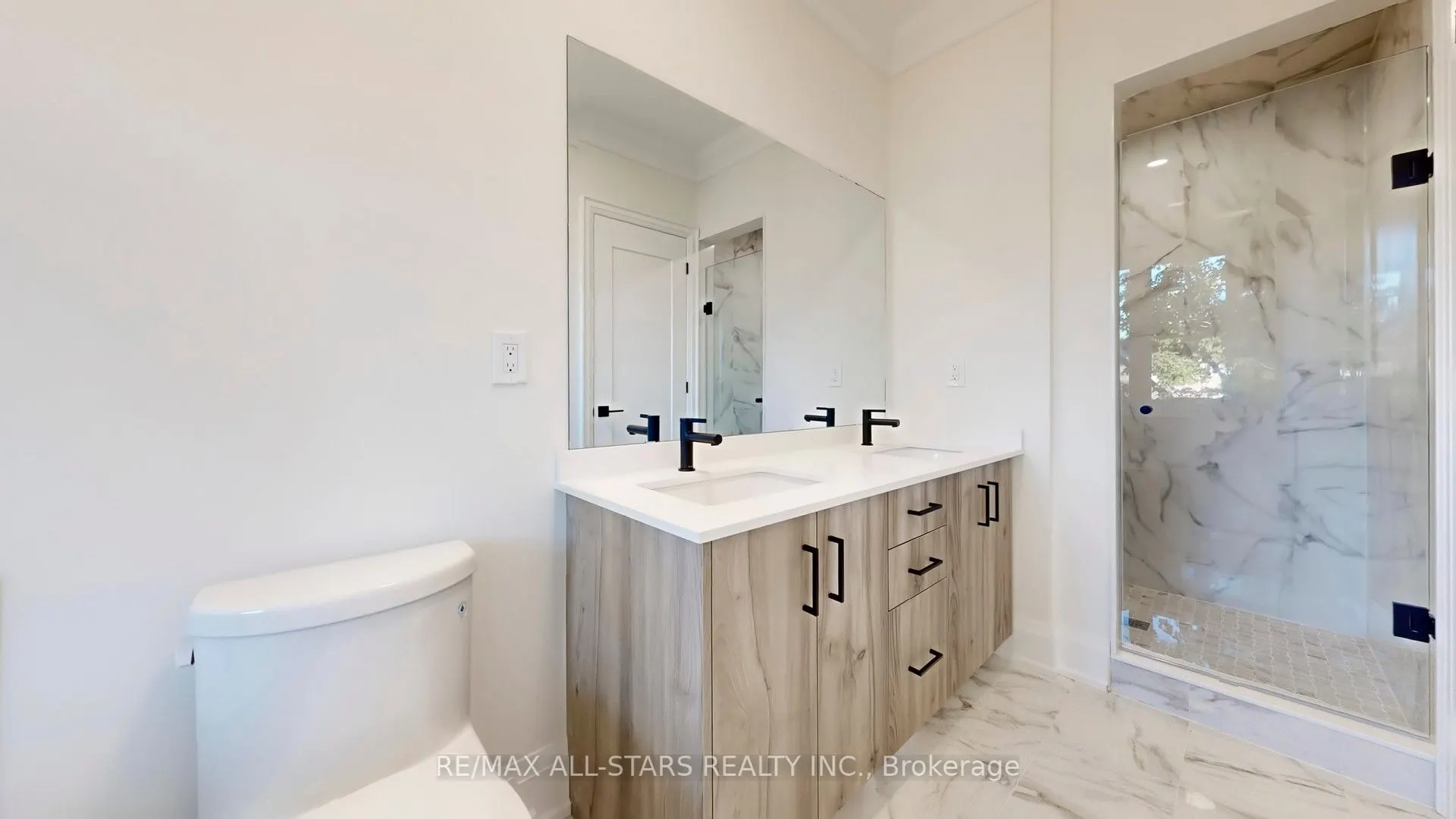 50 Third Avenue S
