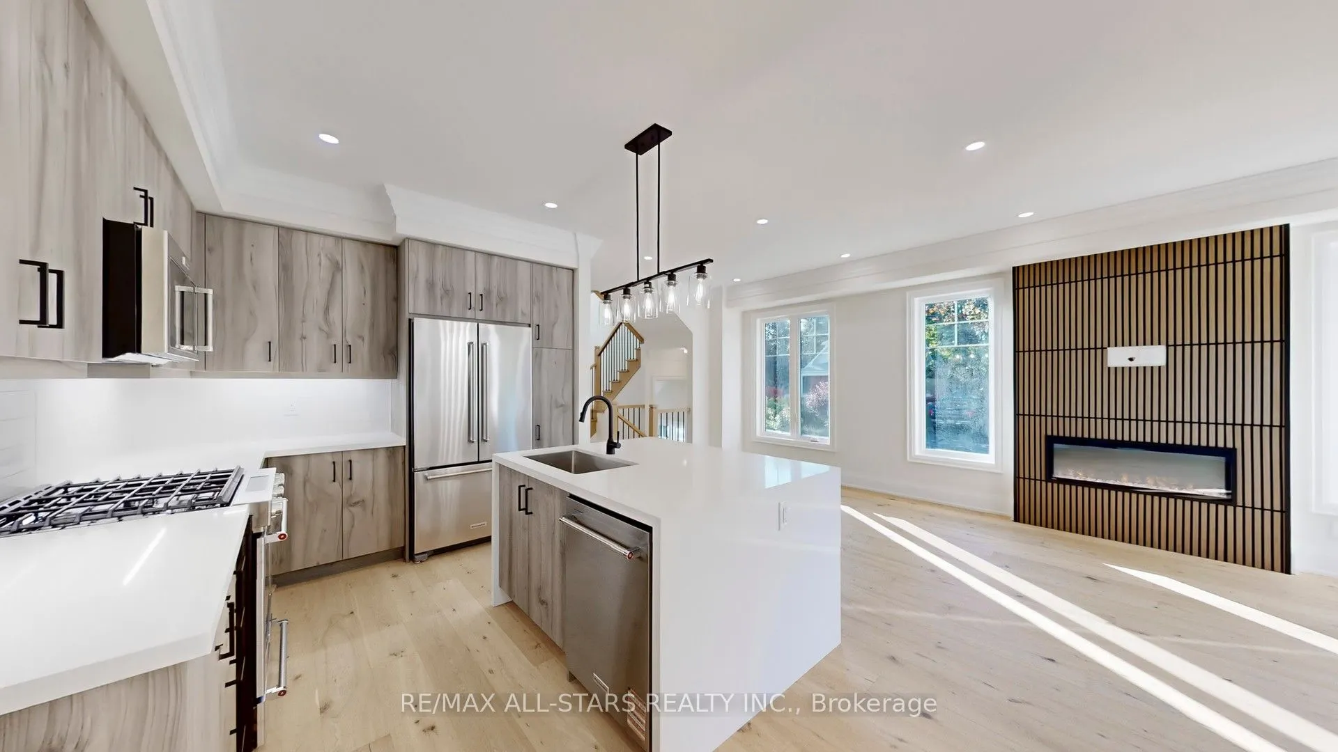 50 Third Avenue S