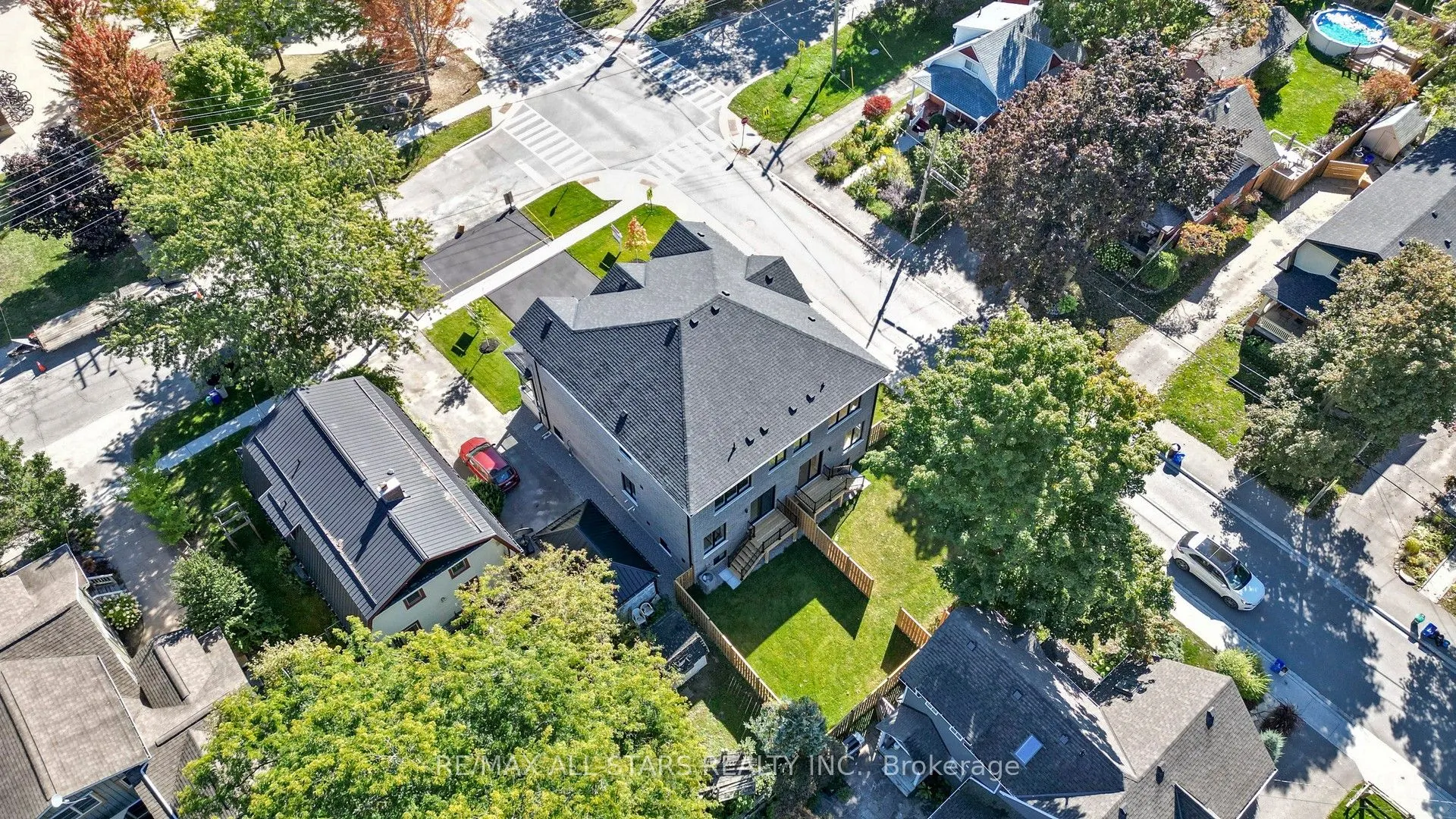 50 Third Avenue S