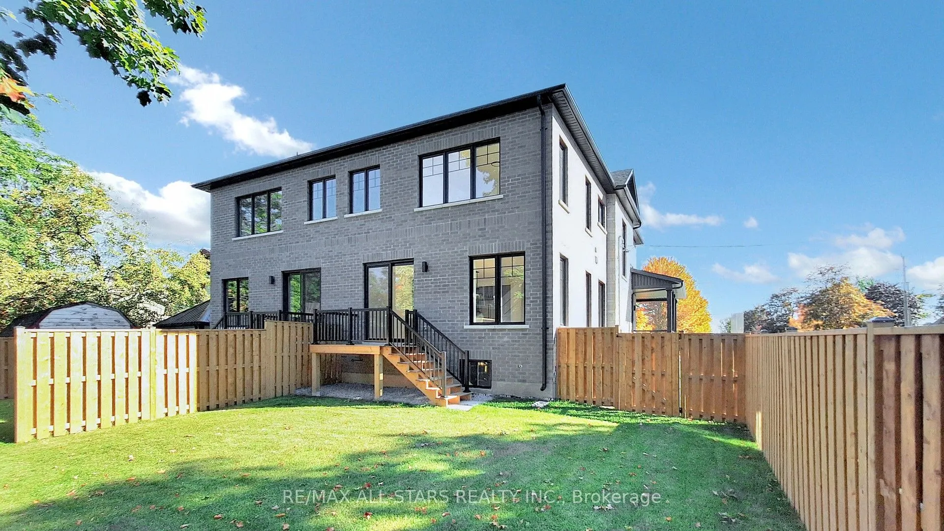 50 Third Avenue S
