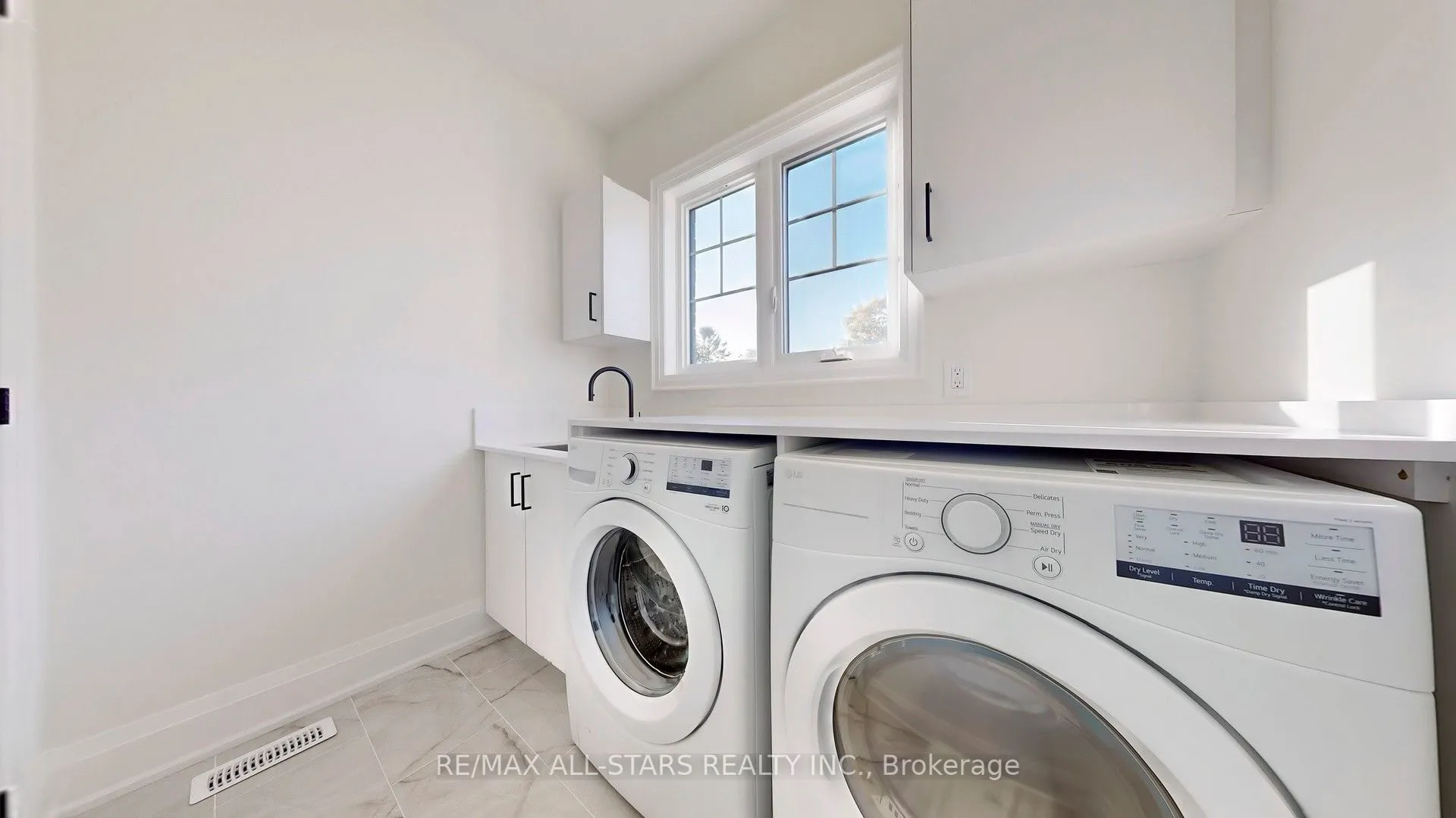 50 Third Avenue S