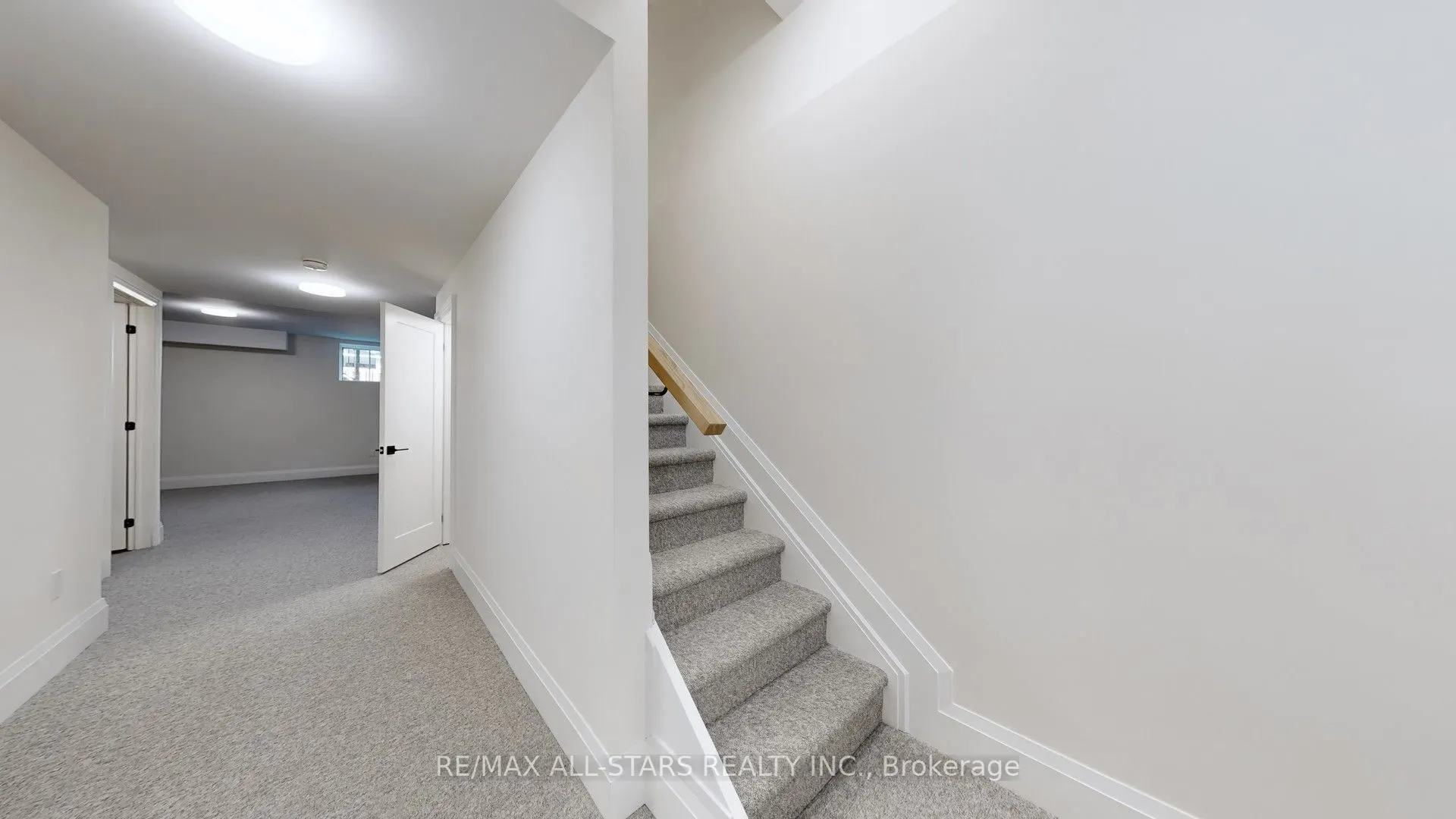 48 Third Avenue S