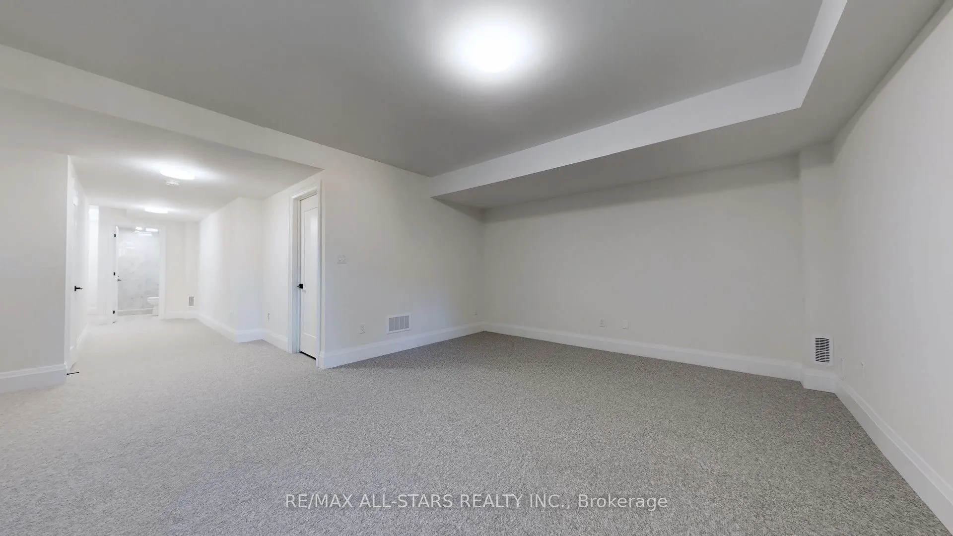 48 Third Avenue S