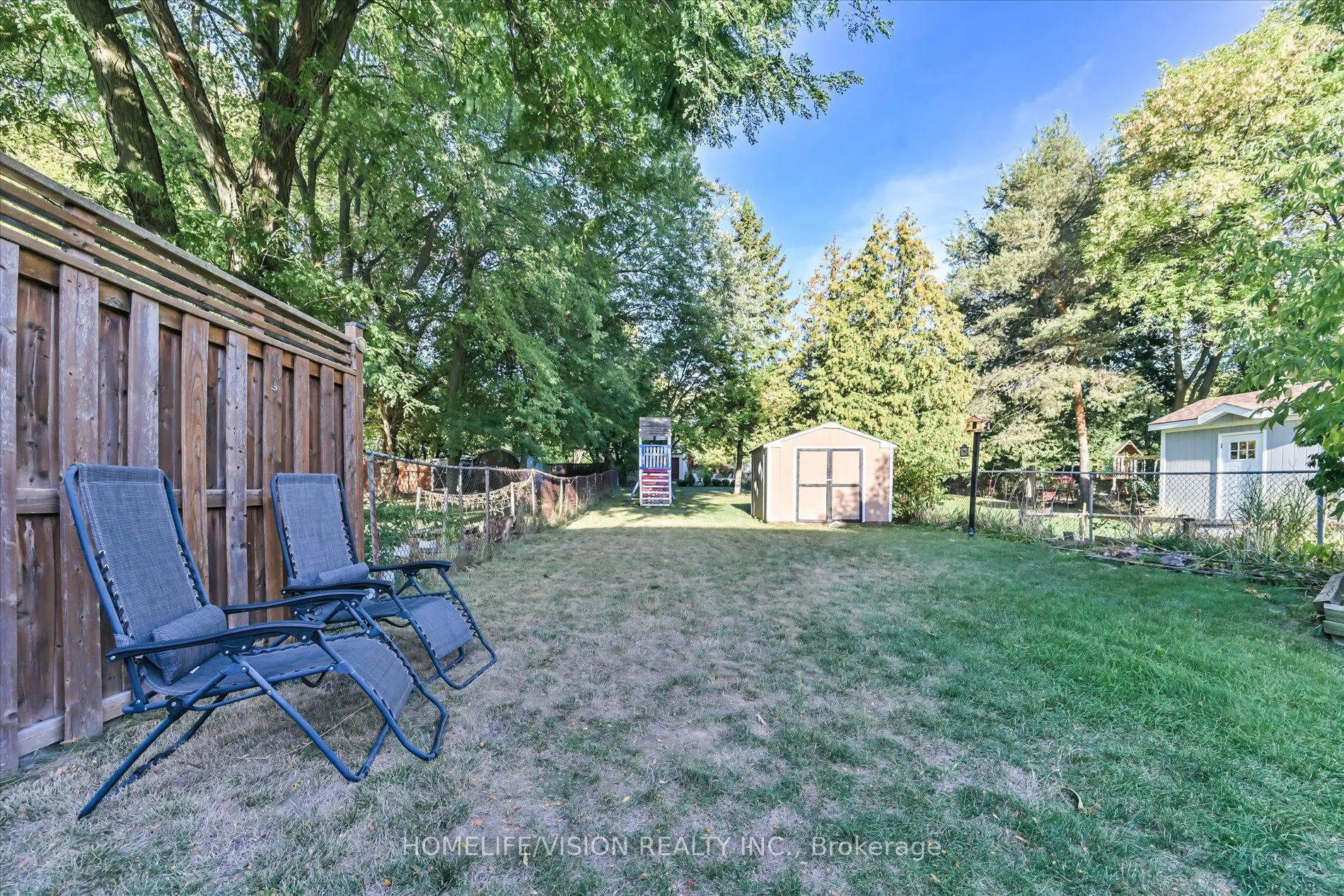 255 Cedar Avenue