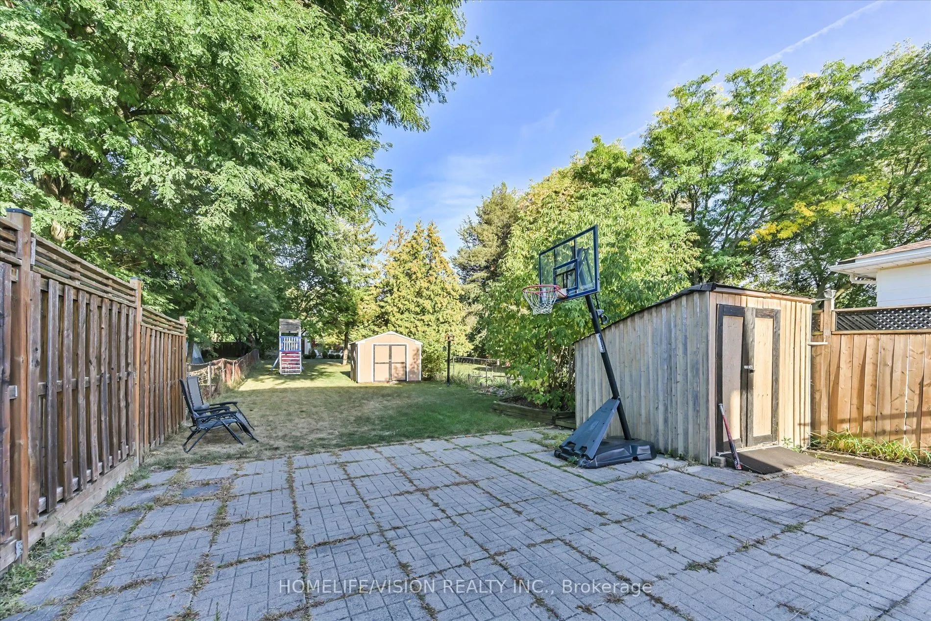 255 Cedar Avenue