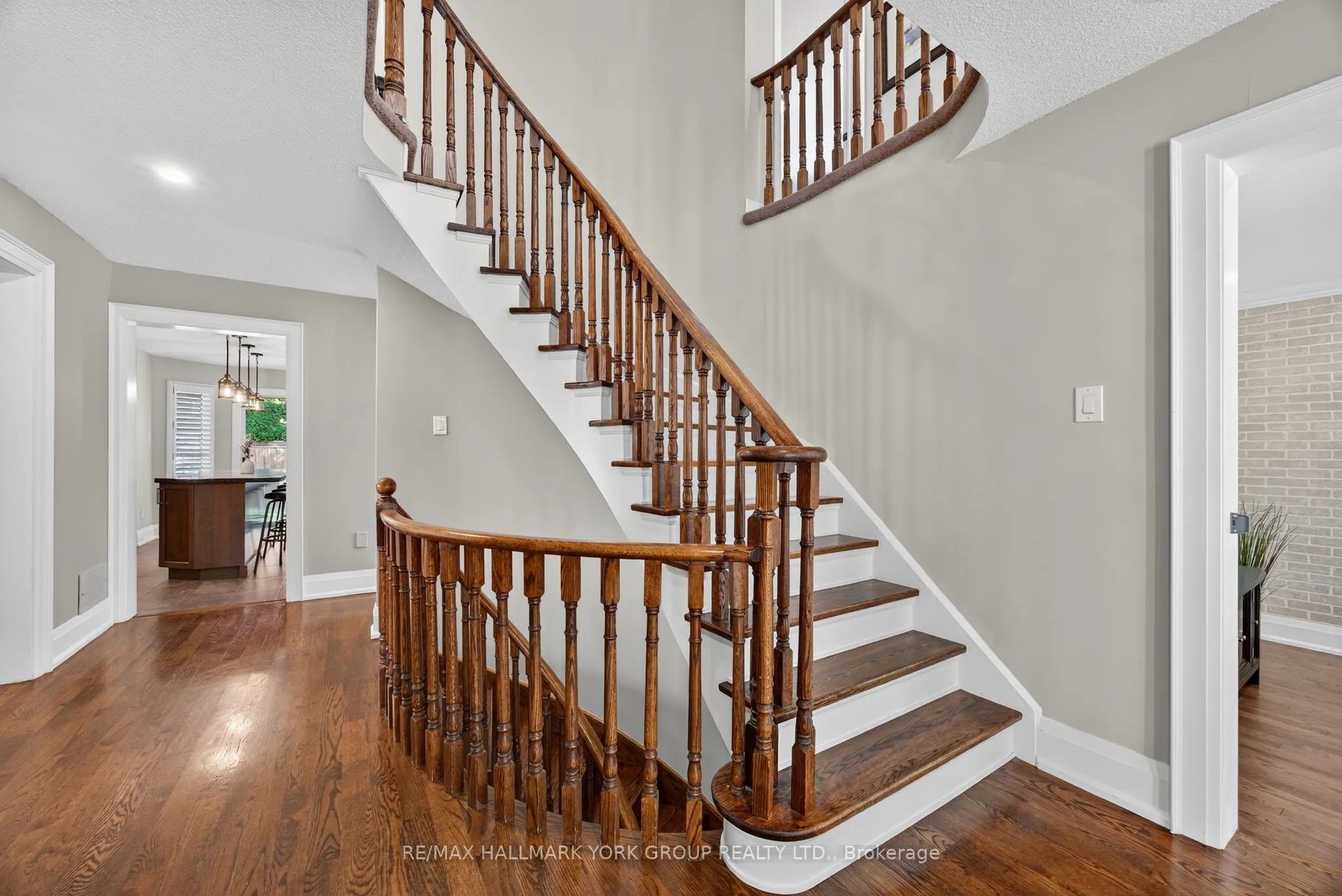 654 Lyman Boulevard