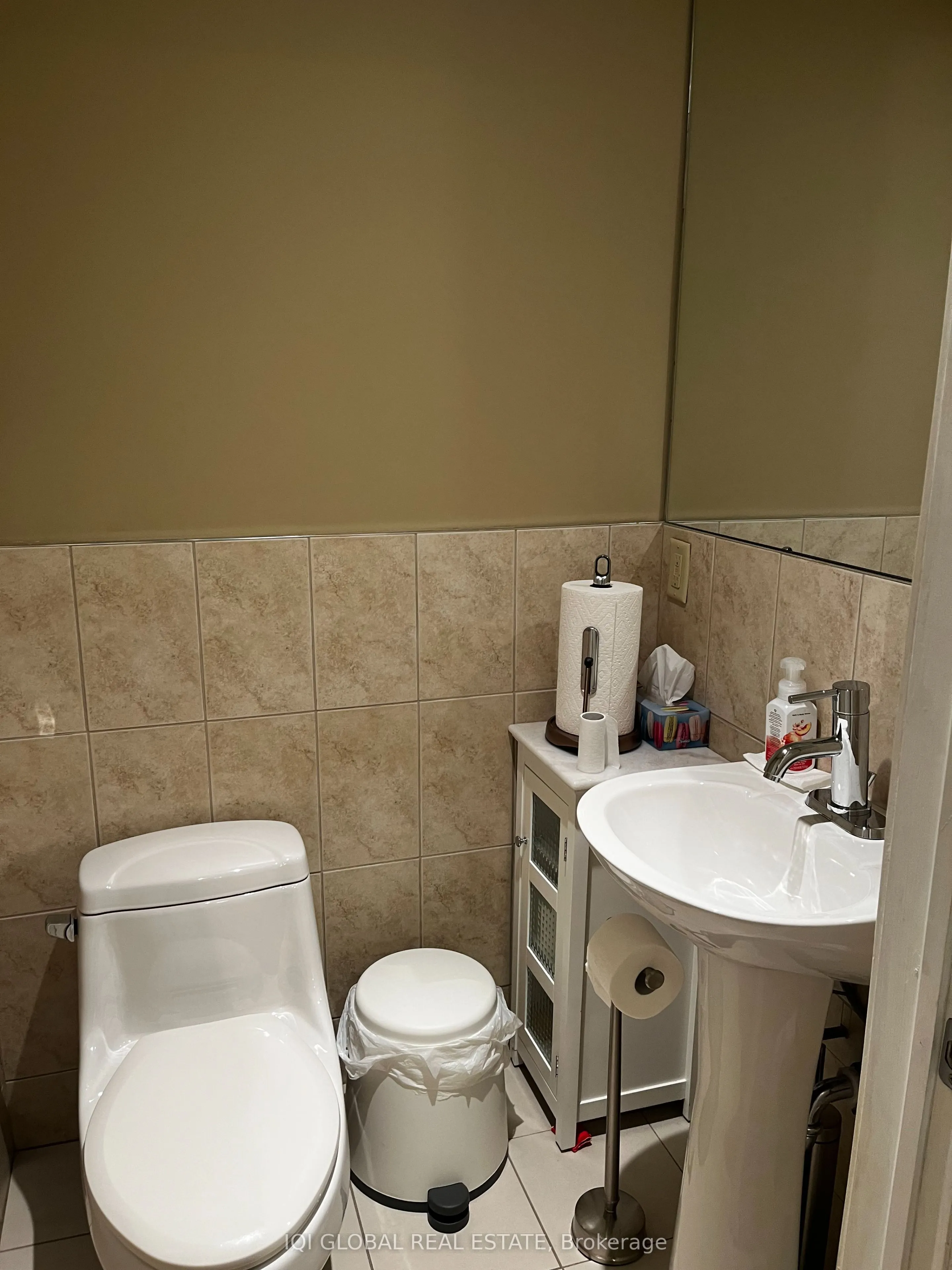 45 Casmir Court, #2