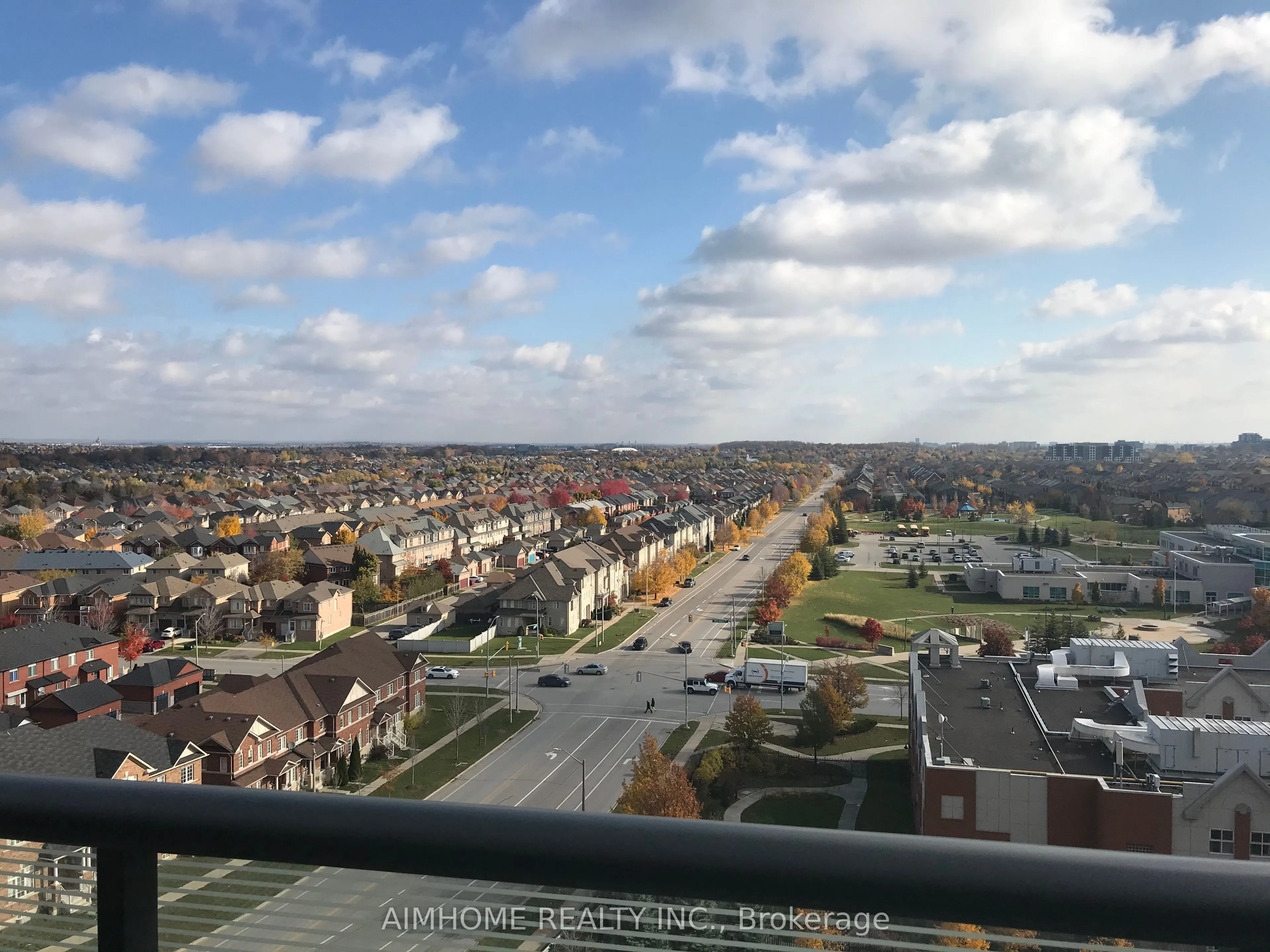 75 Oneida Crescent, #1105