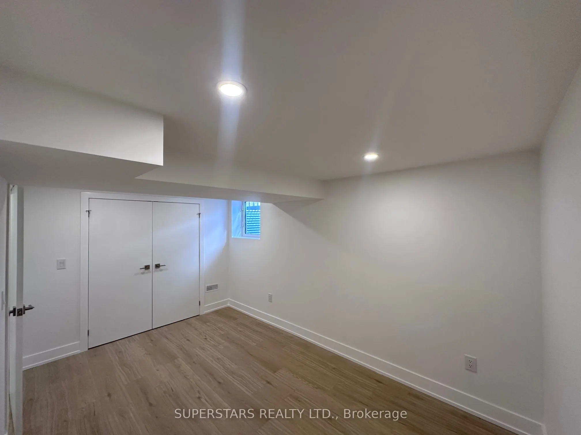 4 Galbraith Crescent, #Lower